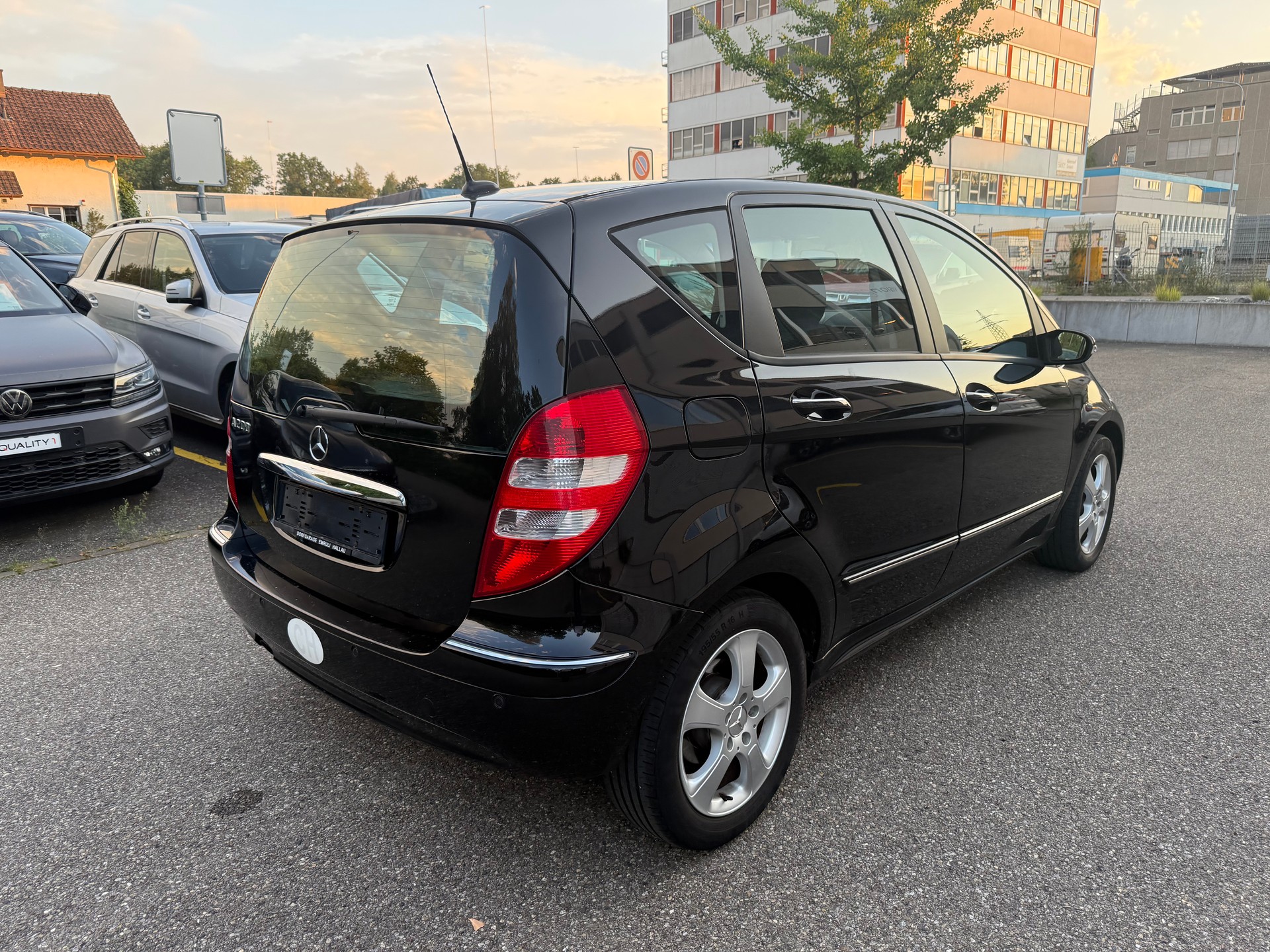 MERCEDES-BENZ A 200 Elégance-image-5