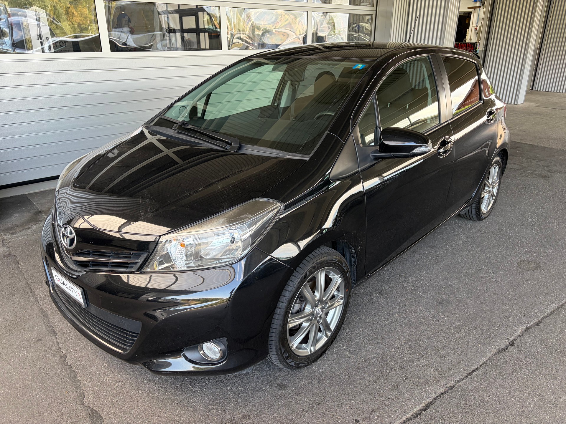 TOYOTA Yaris 1.33 Style Multidrive-image-0
