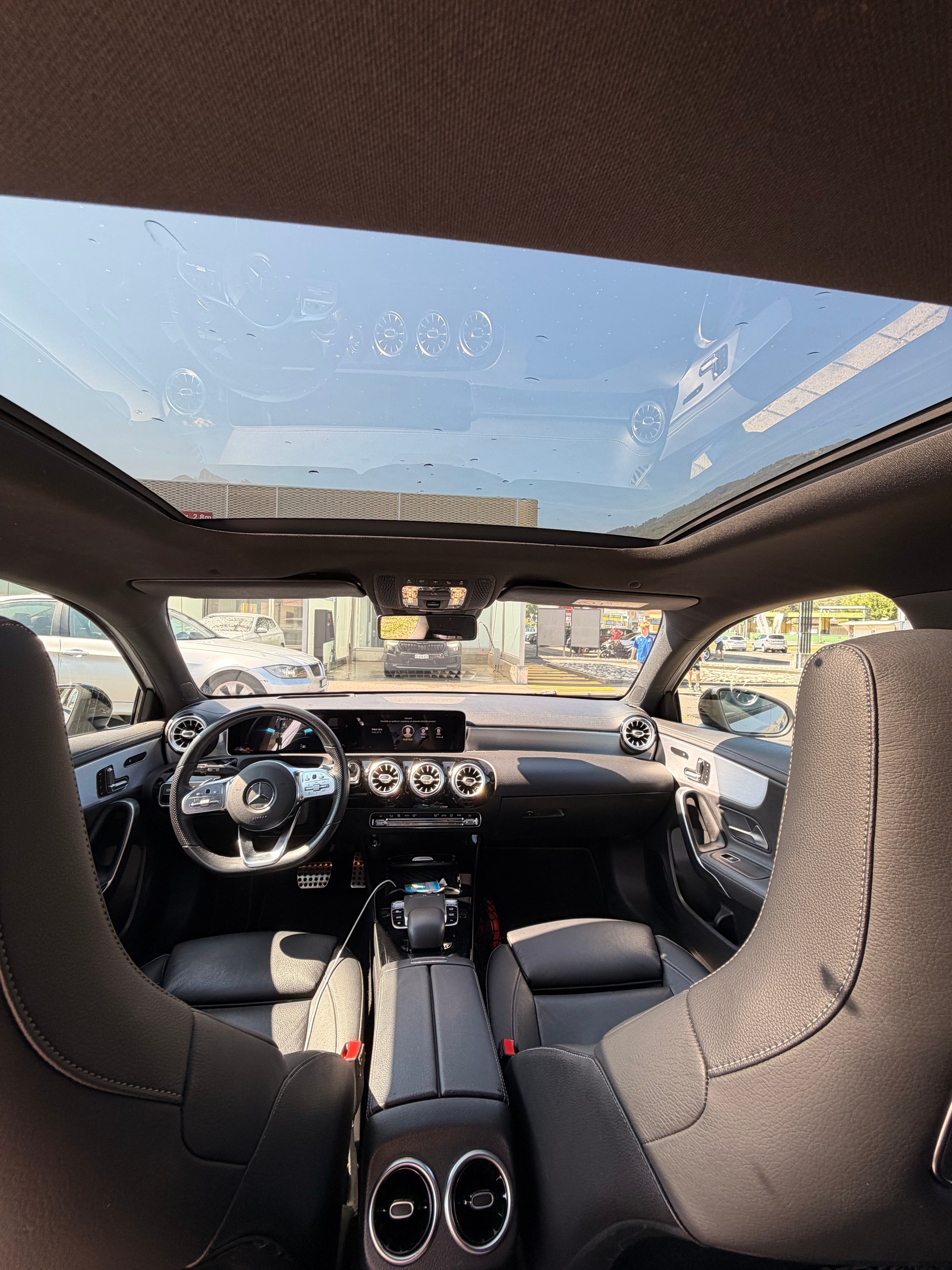 MERCEDES-BENZ A 250 AMG Line 4m-image-4