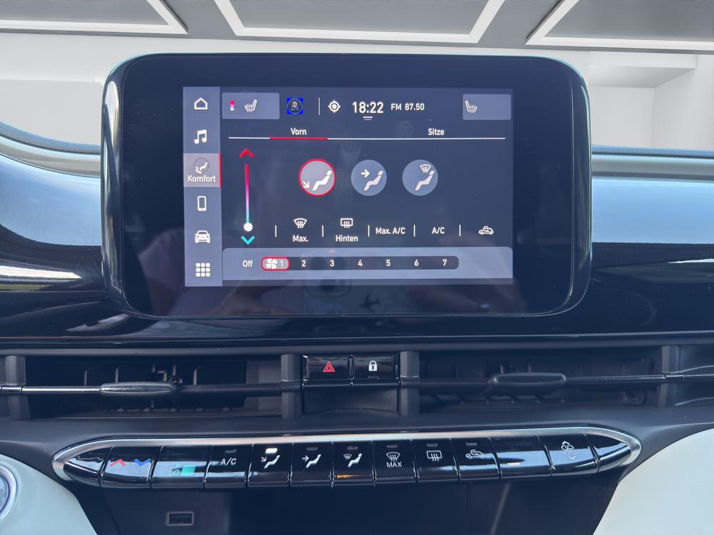 FIAT 500 electric 70 kW Black Edition-image-10