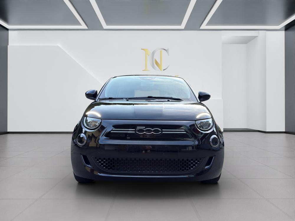 FIAT 500 electric 70 kW Black Edition-image-8