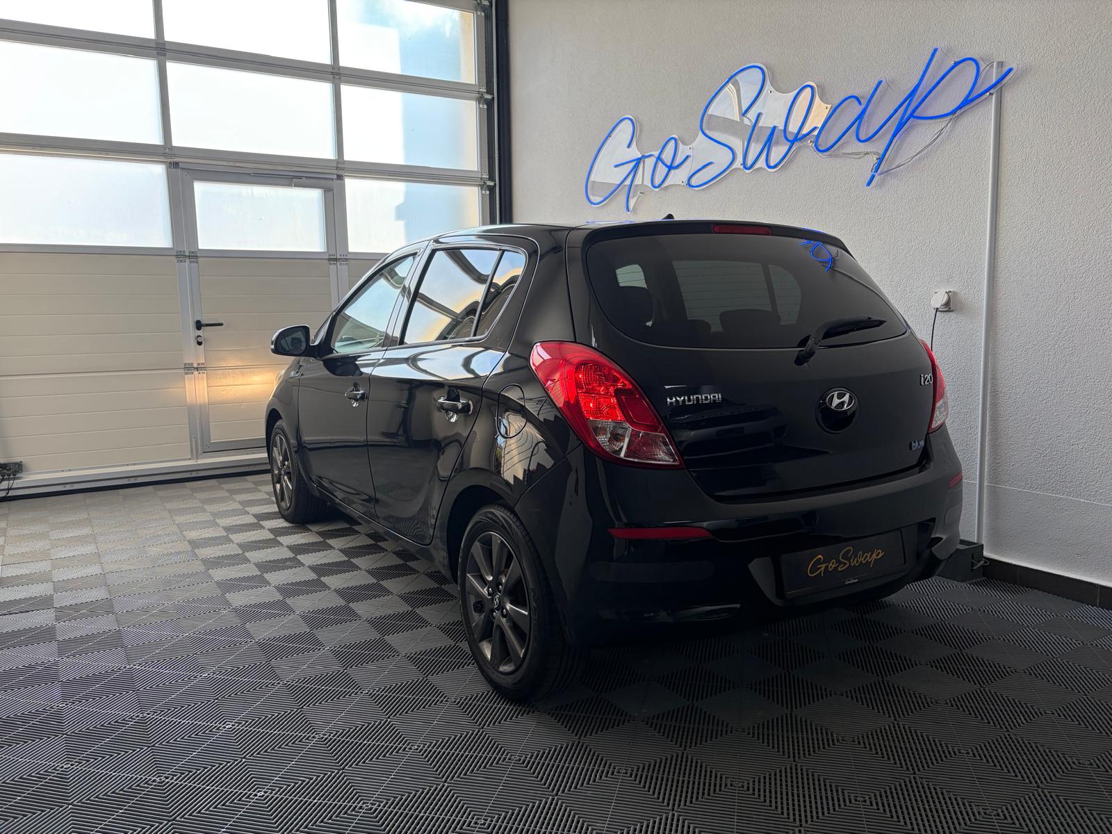 HYUNDAI i20 1.2 Comfort-image-7