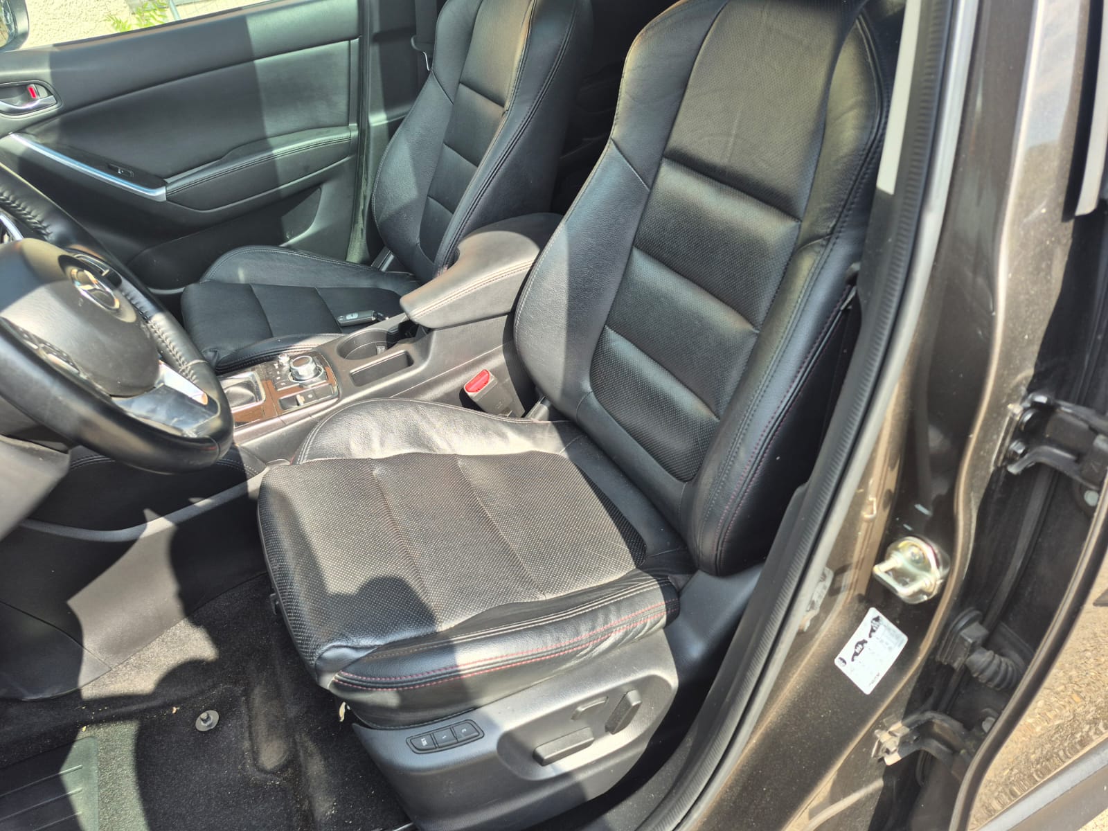 MAZDA CX-5 2.2 D HP Revolution AWD Automatic-image-7