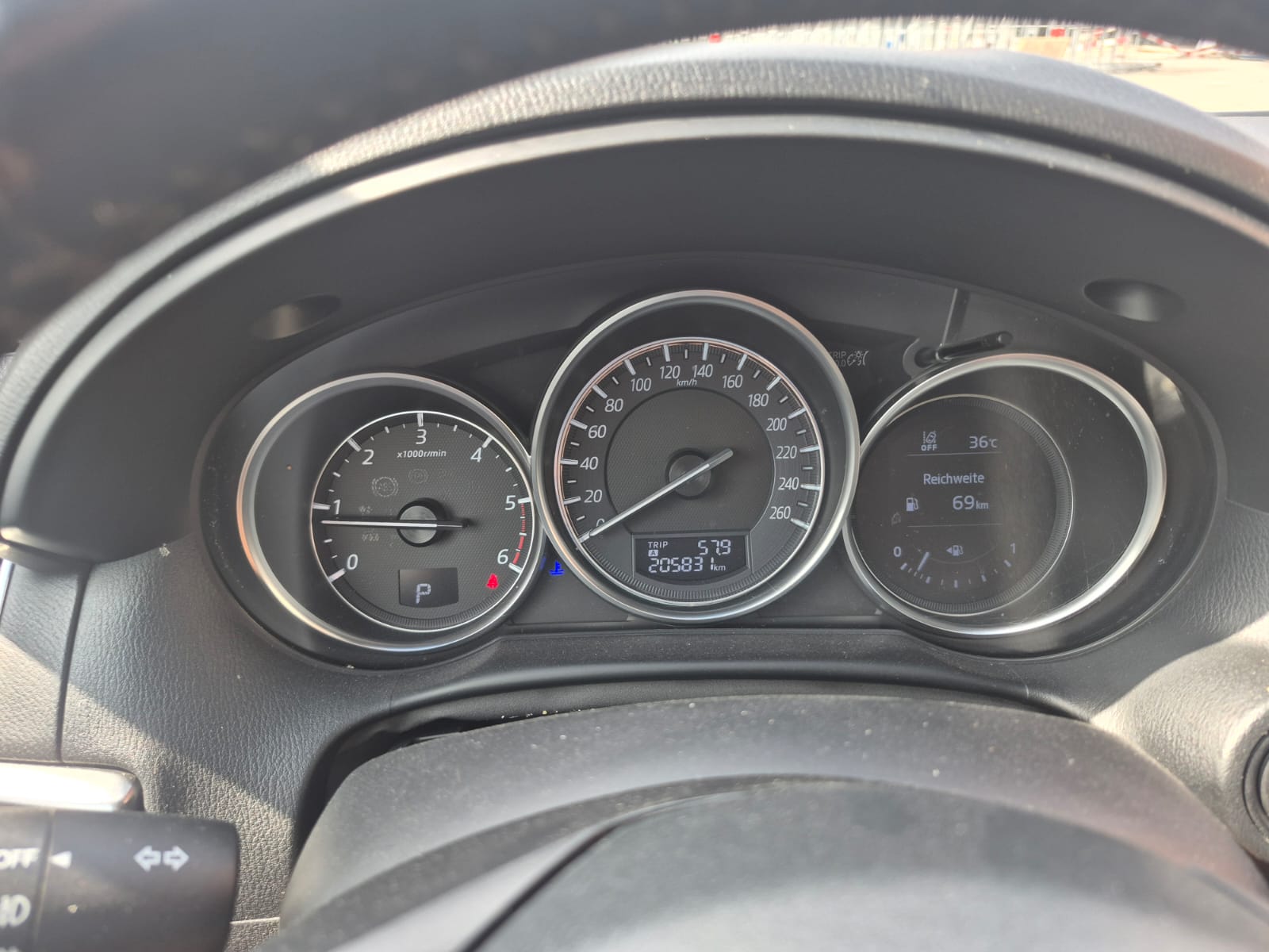 MAZDA CX-5 2.2 D HP Revolution AWD Automatic-image-8
