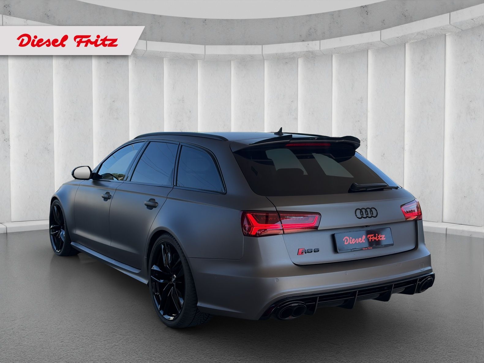 AUDI RS6 Avant 4.0 TFSI V8 performance quattro-showroom-element-2