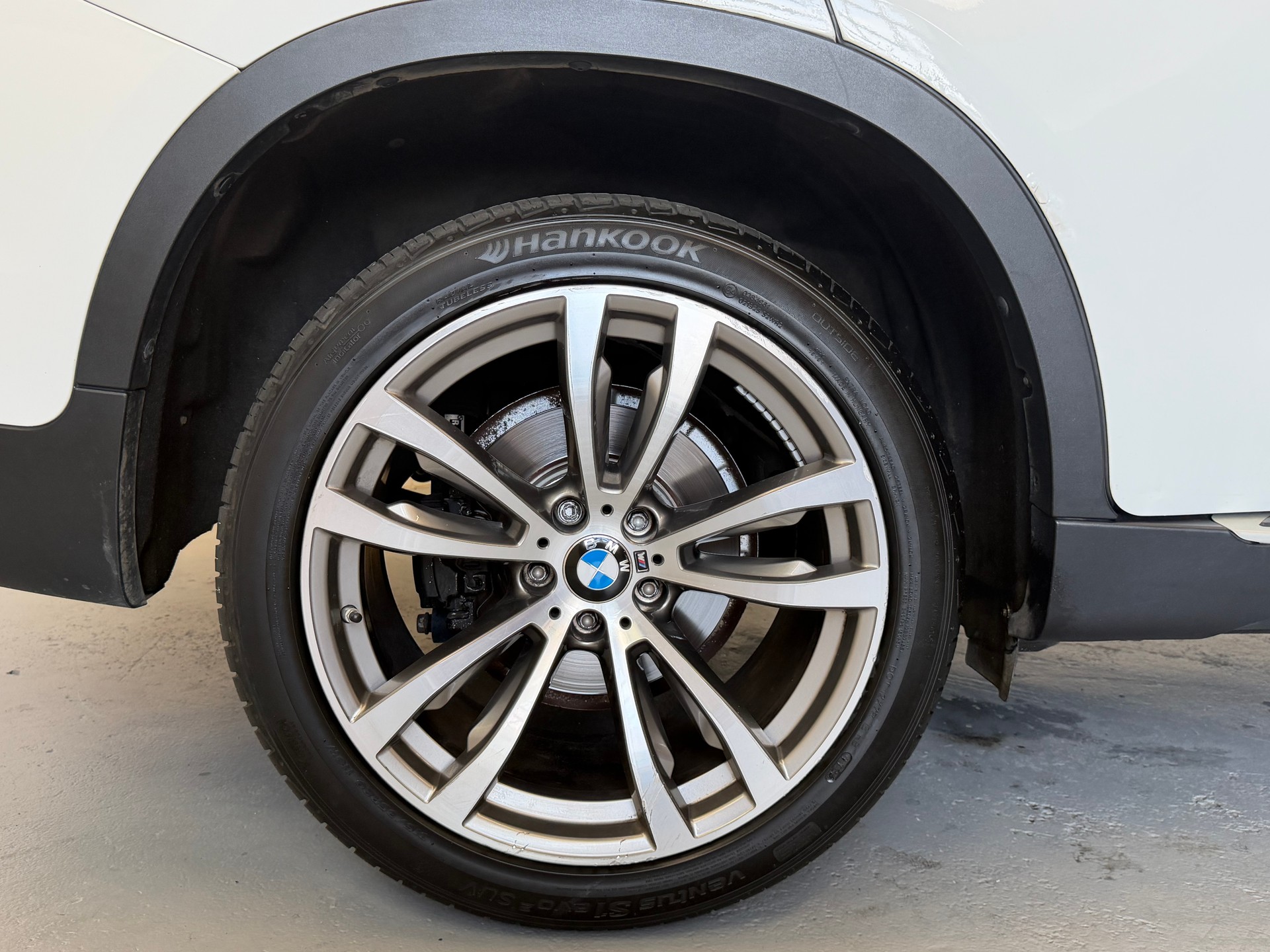 BMW X6 xDrive 30d Steptronic *frisch ab MFK & Service-image-9
