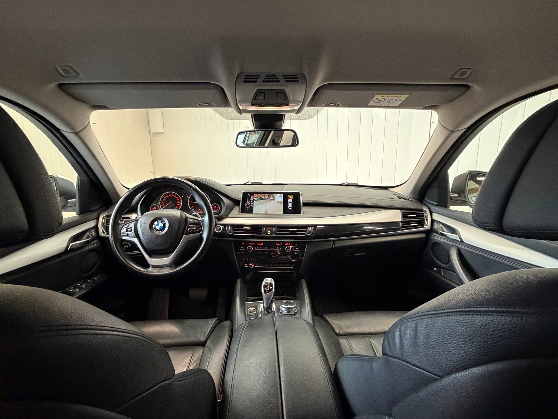 BMW X6 xDrive 30d Steptronic *frisch ab MFK & Service-image-13