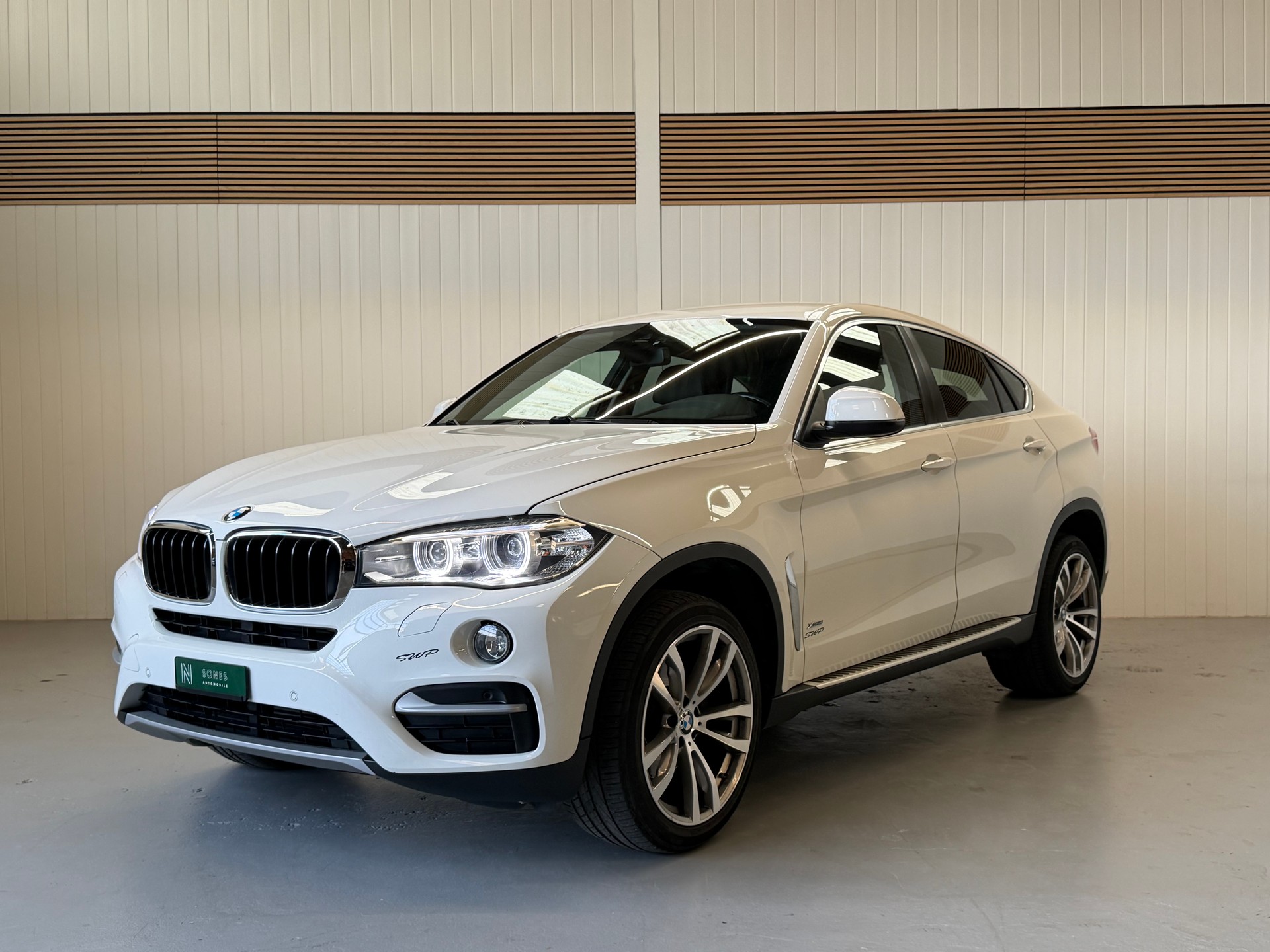 BMW X6 xDrive 30d Steptronic *frisch ab MFK & Service-image-11