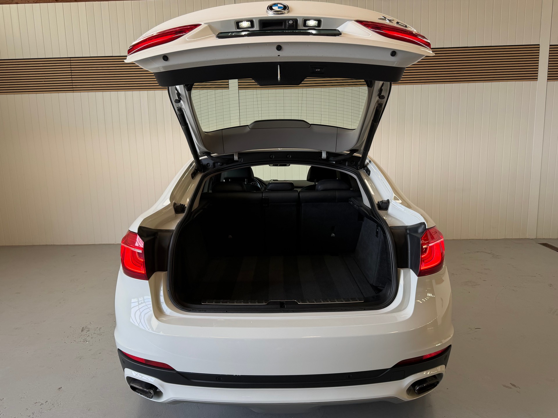 BMW X6 xDrive 30d Steptronic *frisch ab MFK & Service-image-8