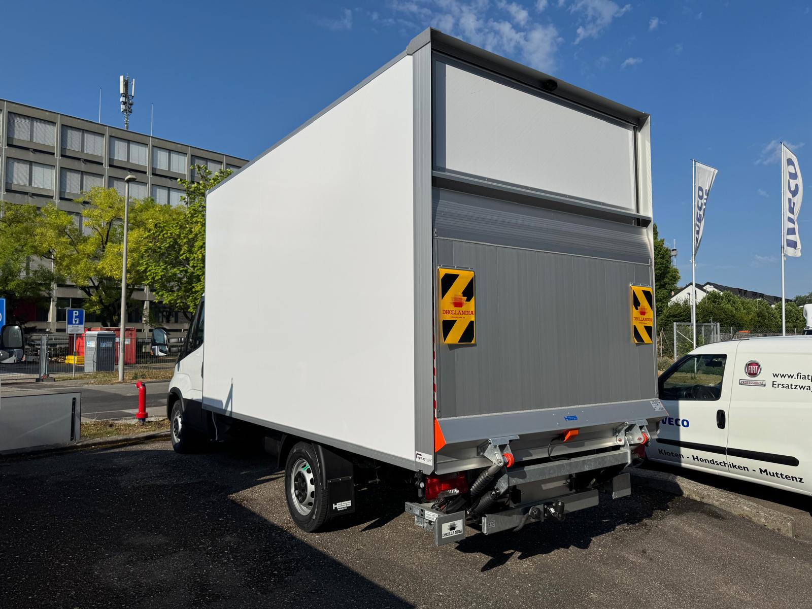 IVECO Daily 35S18HA8-image-1