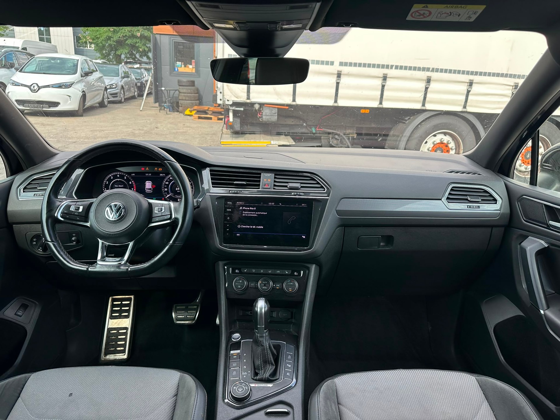 VW Tiguan Allspace 2.0TSI Highline 4Motion DSG-image-12