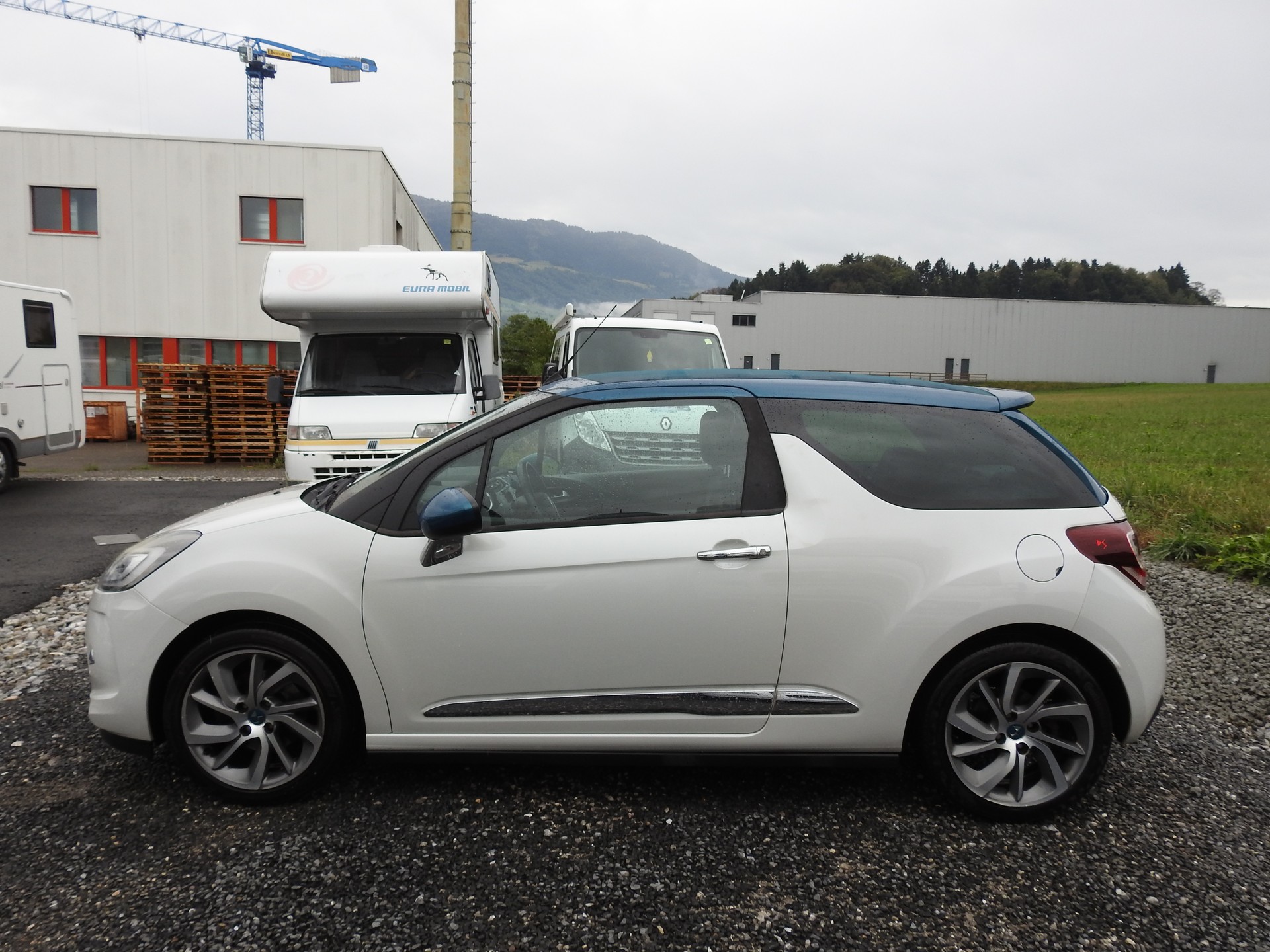 DS AUTOMOBILES DS3 Cabrio 1.6 THP SO Irrestible-image-2