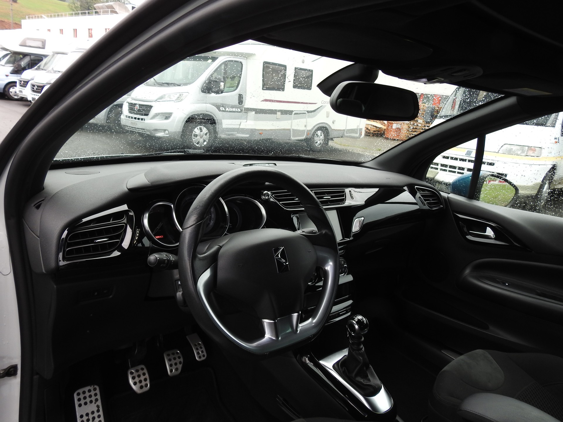 DS AUTOMOBILES DS3 Cabrio 1.6 THP SO Irrestible-image-11