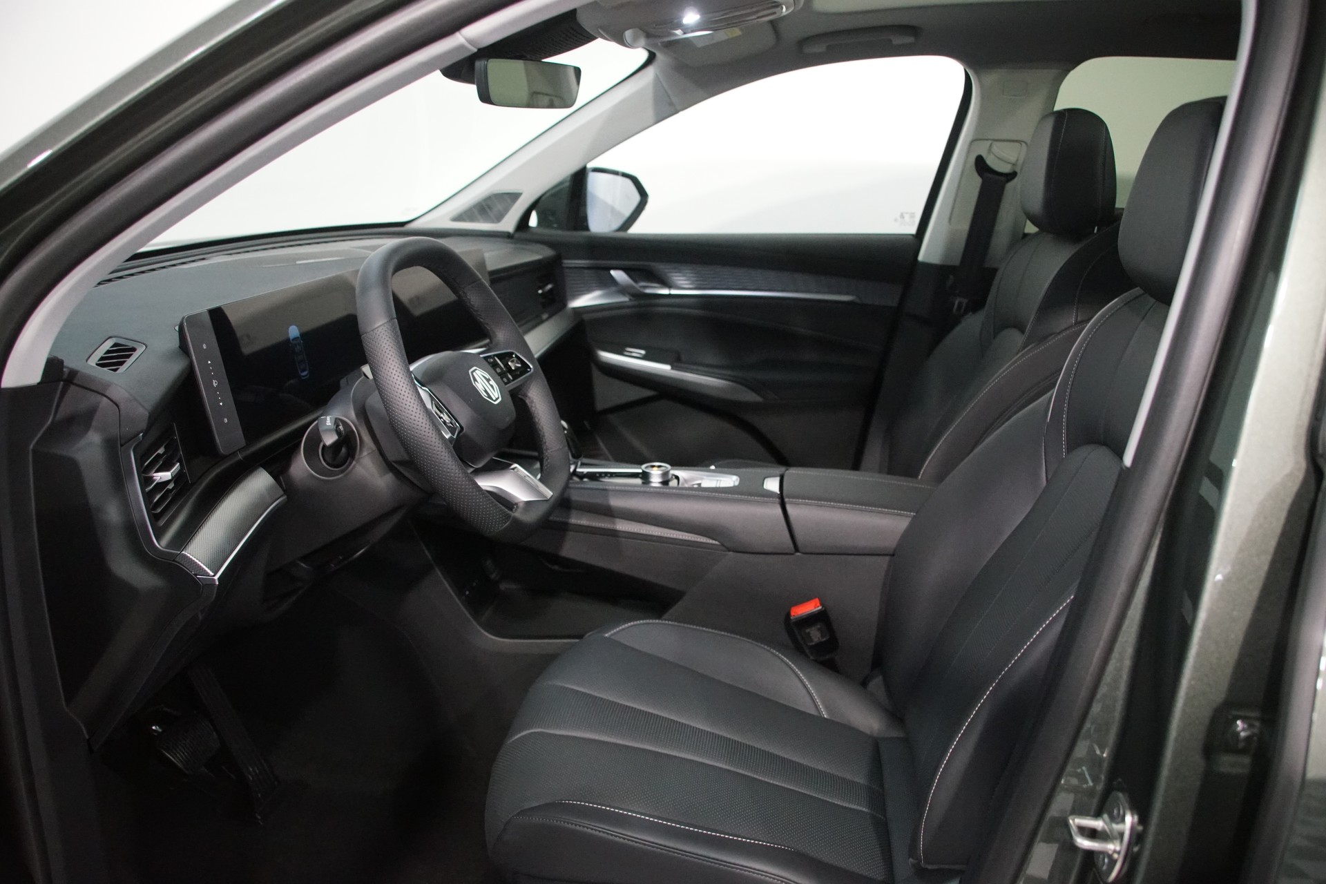 MG S9 1.5 TGDI PHEV Premium +swiss+-image-13