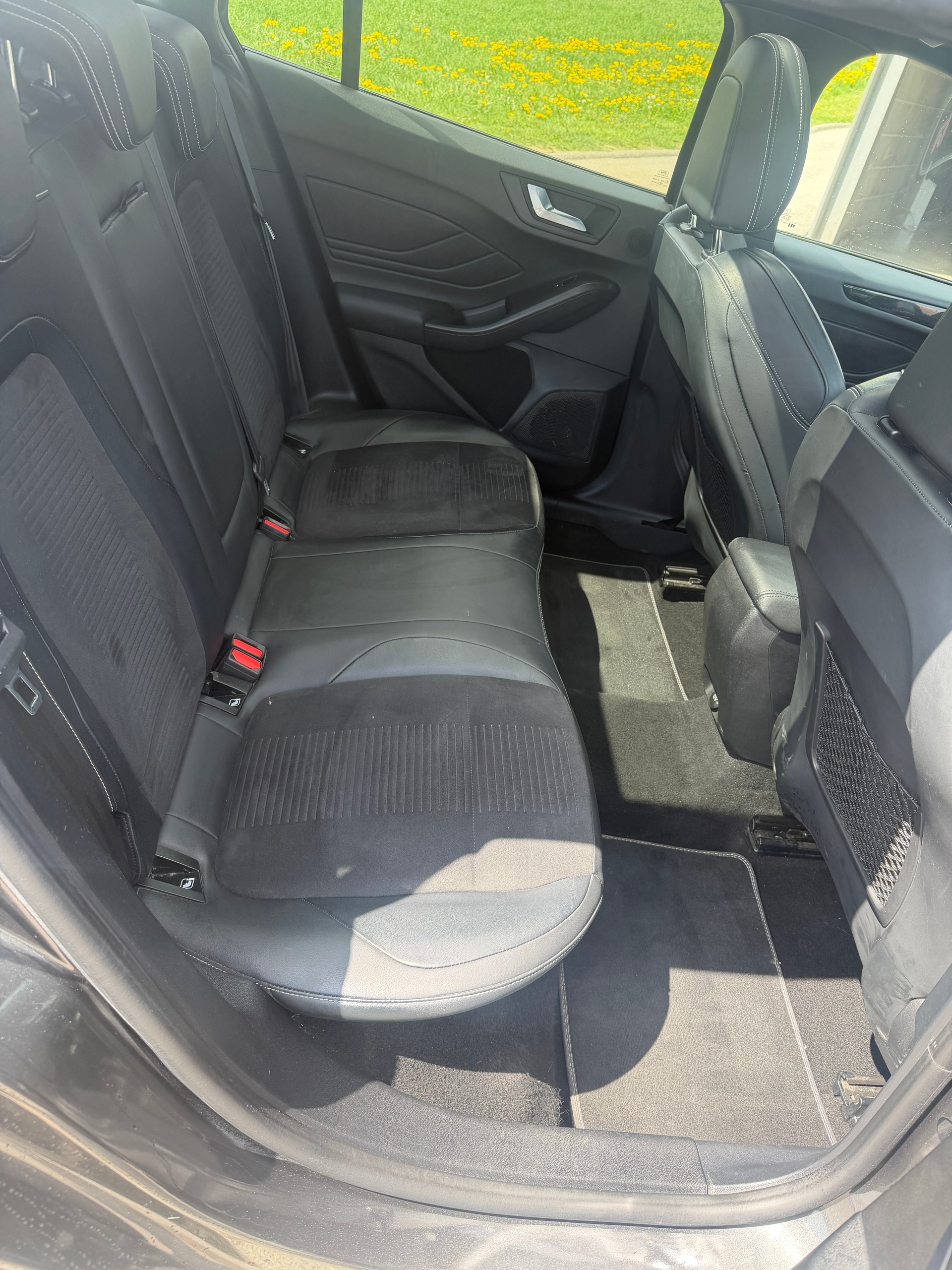 FORD Focus ST 2.3 EcoBoost-image-6