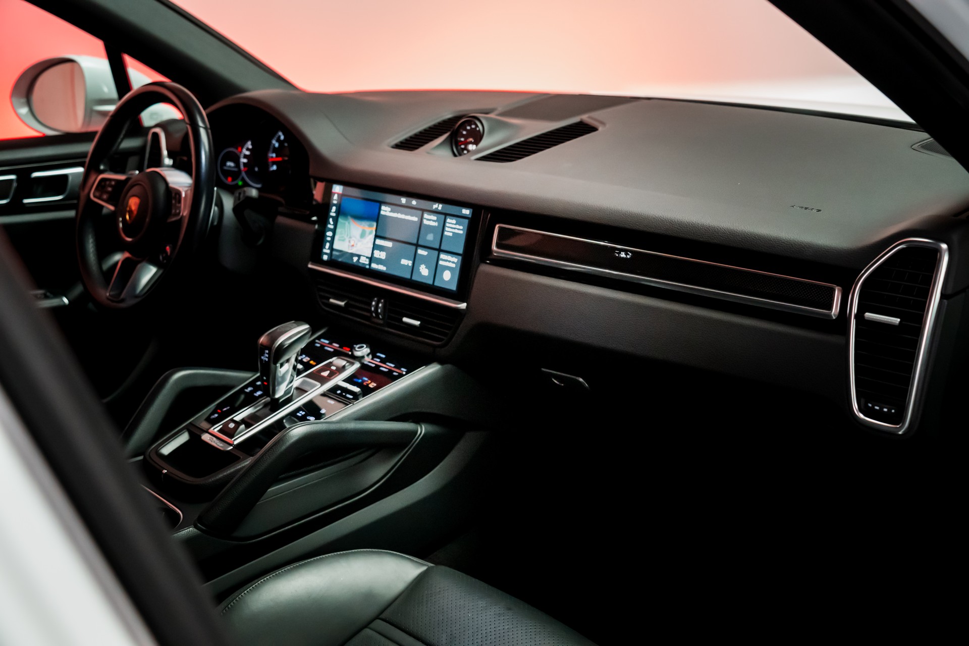 PORSCHE Cayenne Coupé 2.9 V6 S / CH-Fahrzeug / Sport Chrono / Panorama-image-13