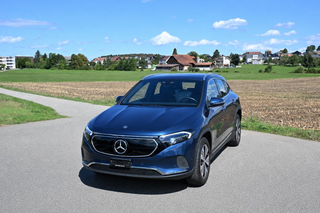 MERCEDES-BENZ EQA 300 4Matic-image-0