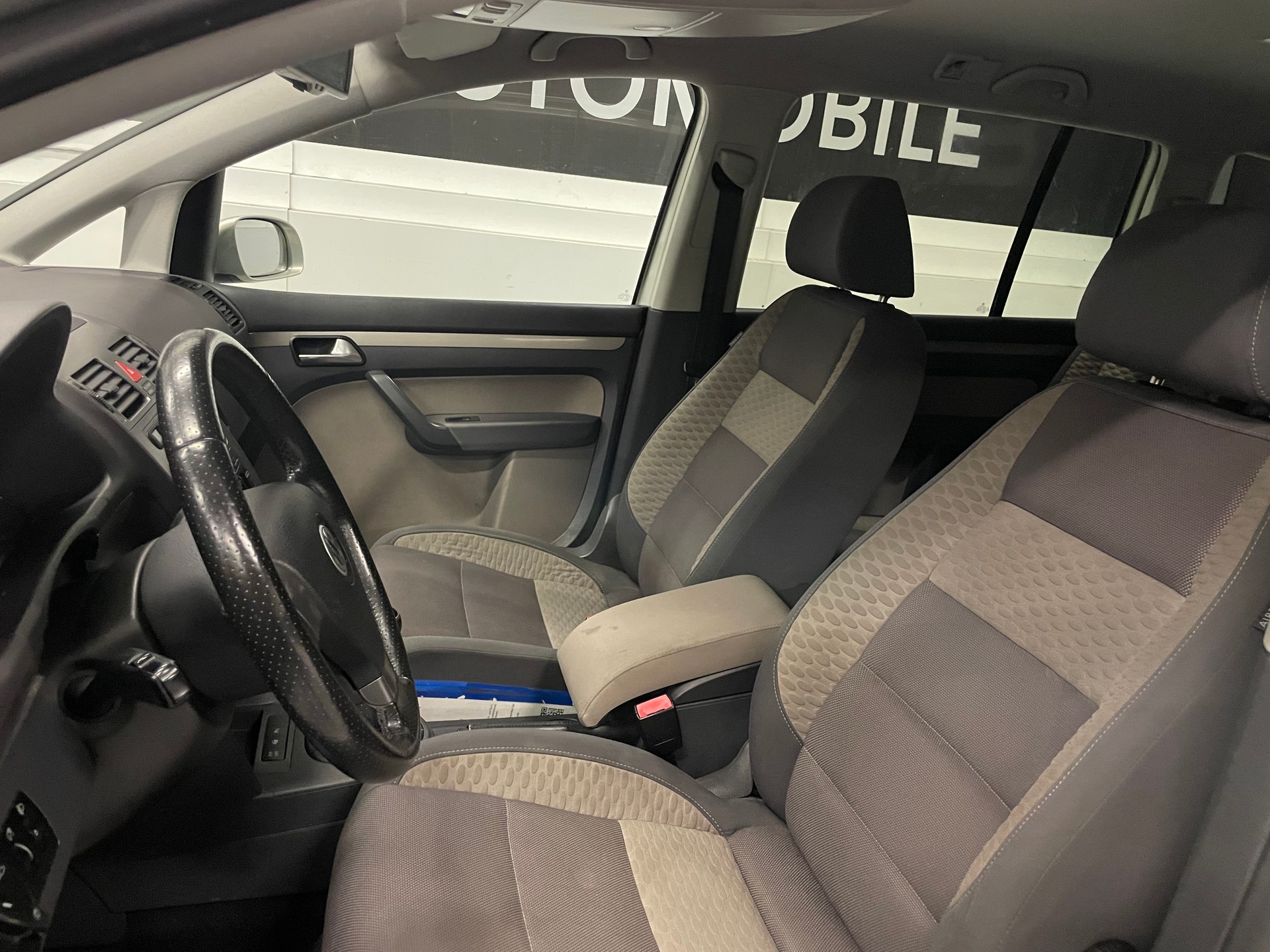 VW CrossTouran 1.4 TSI 7-Plätze-image-11