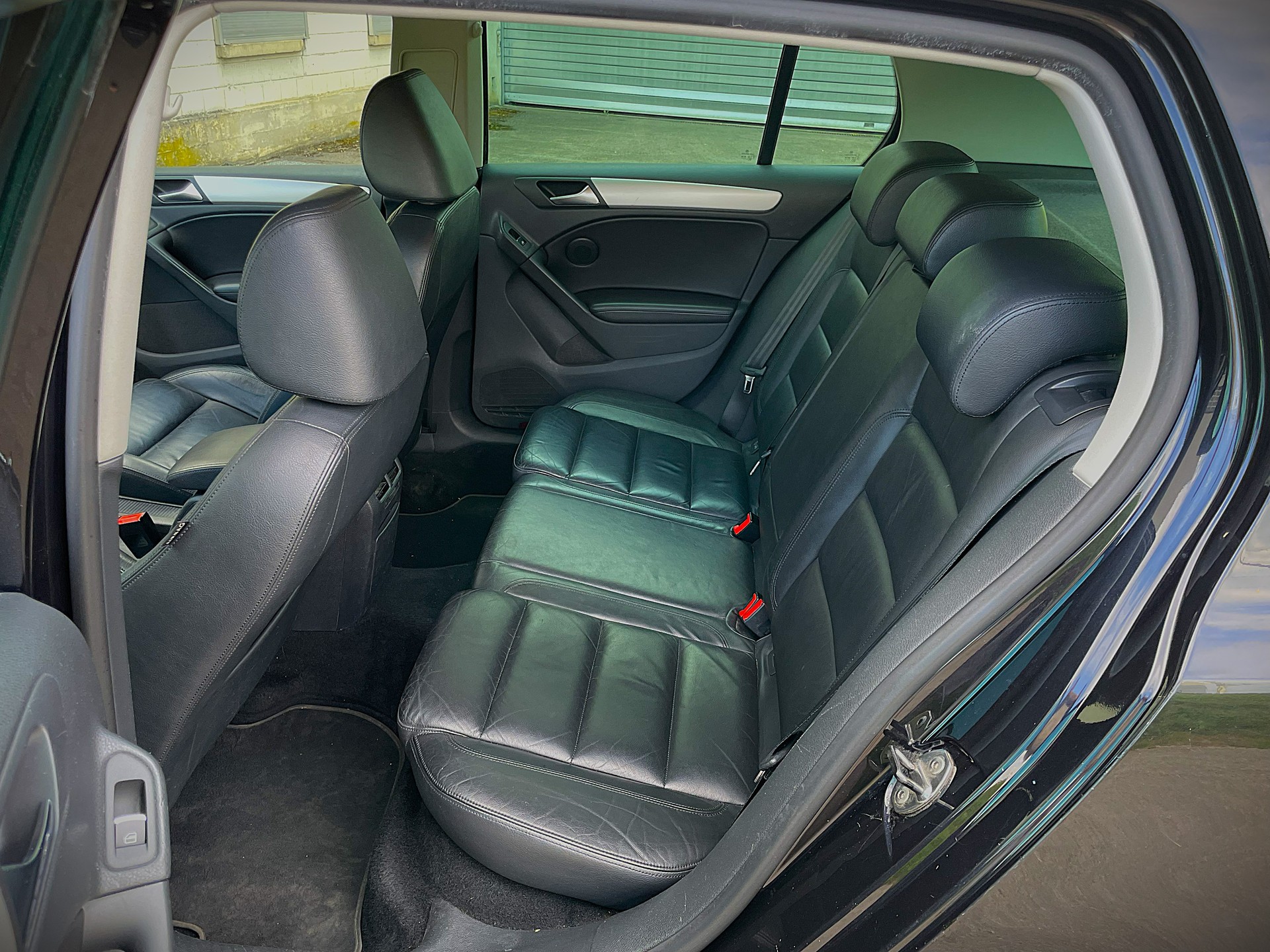 VW 2.0 TDI 140 CR Comfortline DSG / Automat / gepflegt / Jg. 2009 (Code B5a) / Leder-image-5