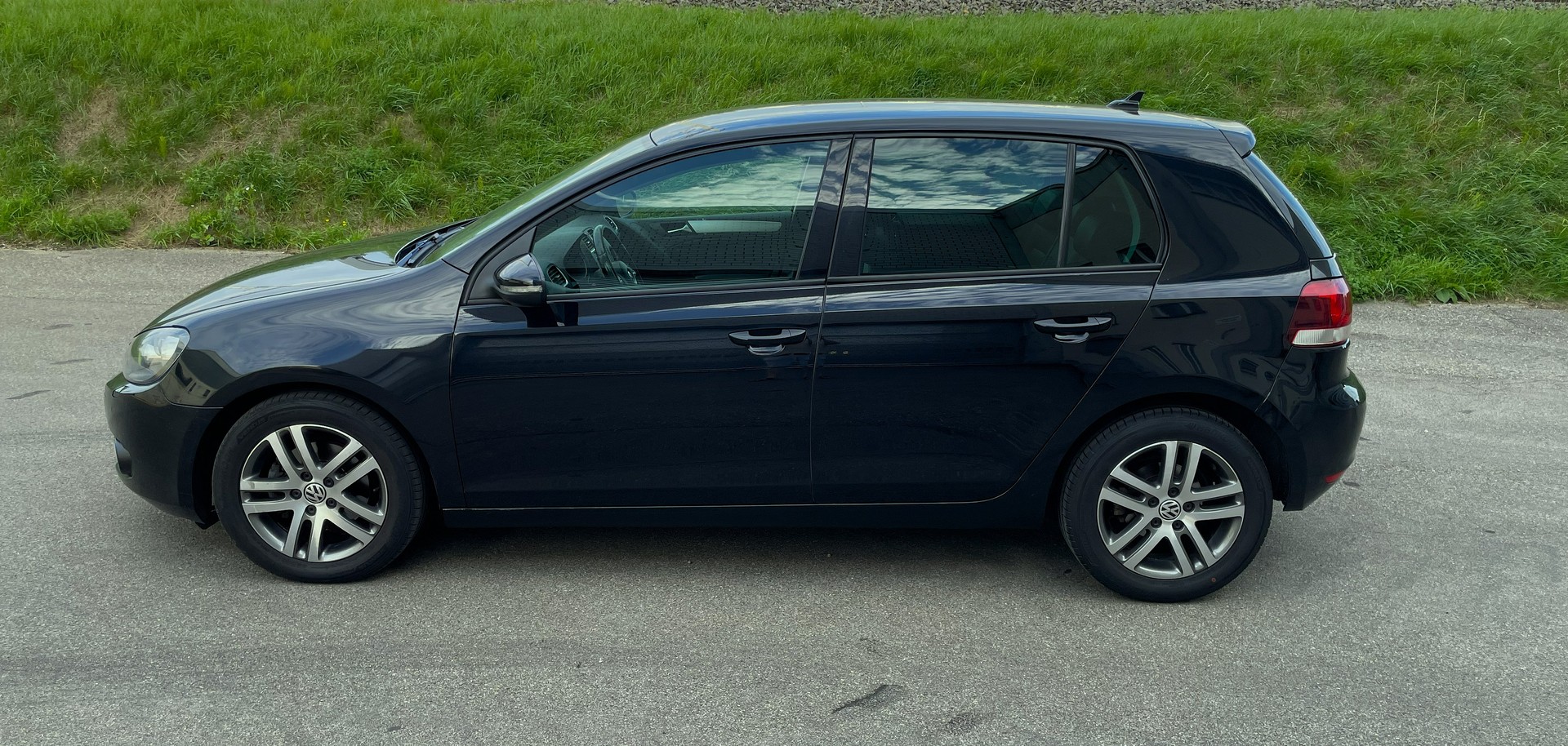 VW 2.0 TDI 140 CR Comfortline DSG / Automat / gepflegt / Jg. 2009 (Code B5a) / Leder-image-1