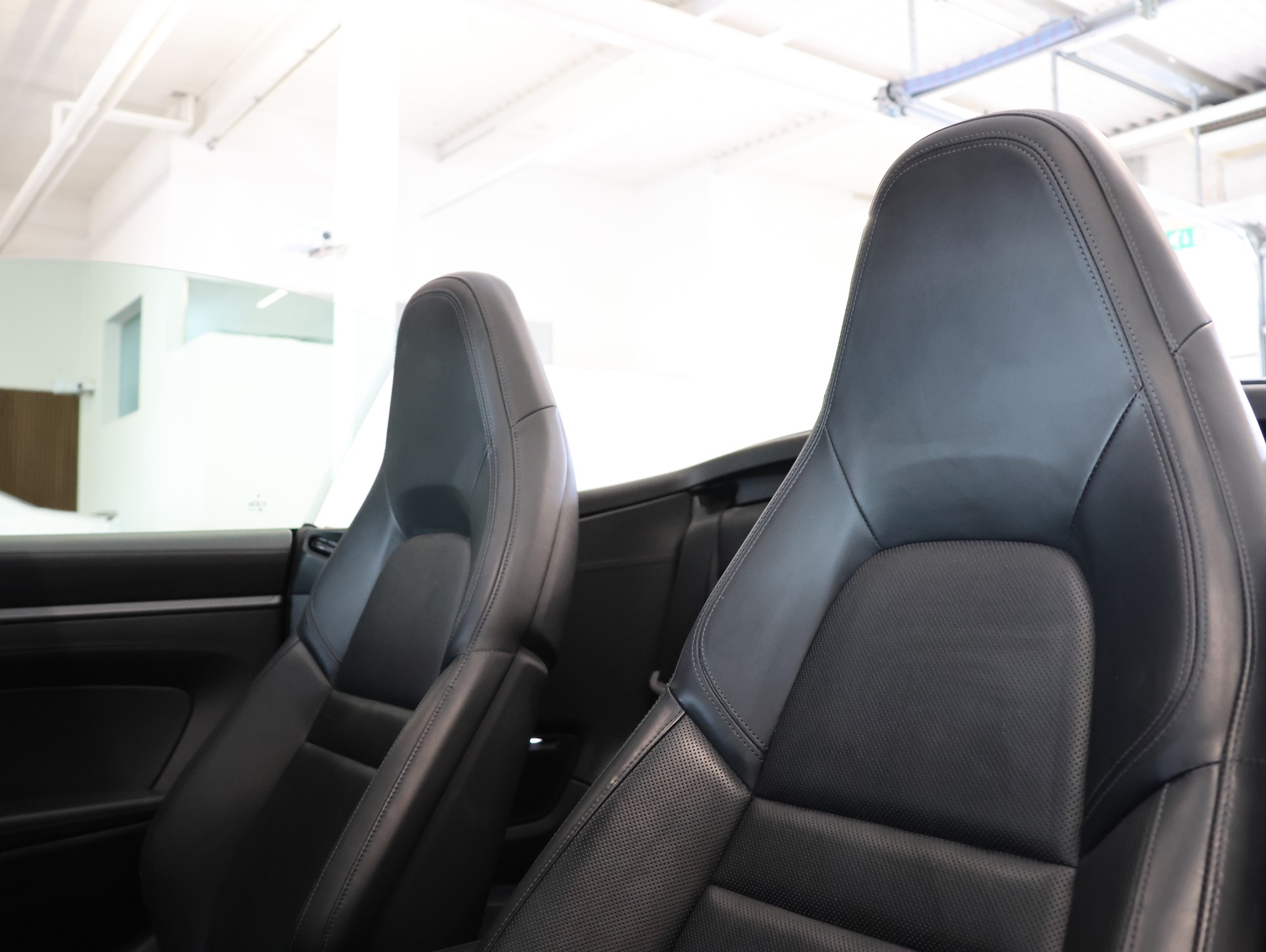 PORSCHE 911 Carrera Cabriolet PDK *APPROVED-GARANTIE 12.2027*-image-16