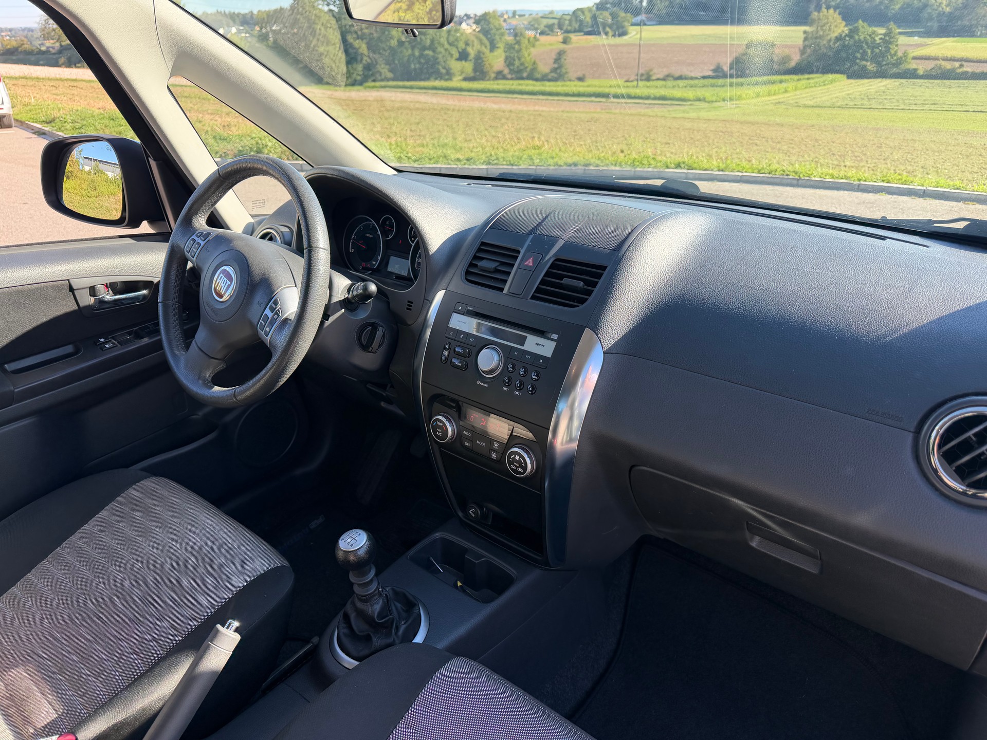 FIAT Sedici 2.0JTD 4WD Emotion-image-7