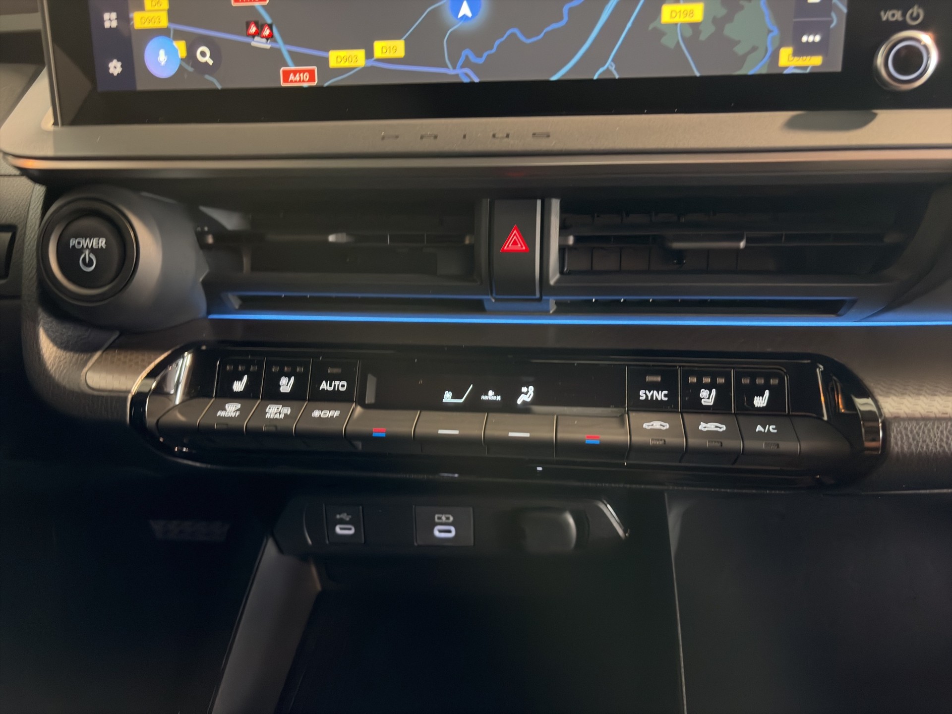 TOYOTA Prius 2,0 VVT-i Plug-in Hybrid Premium-image-17