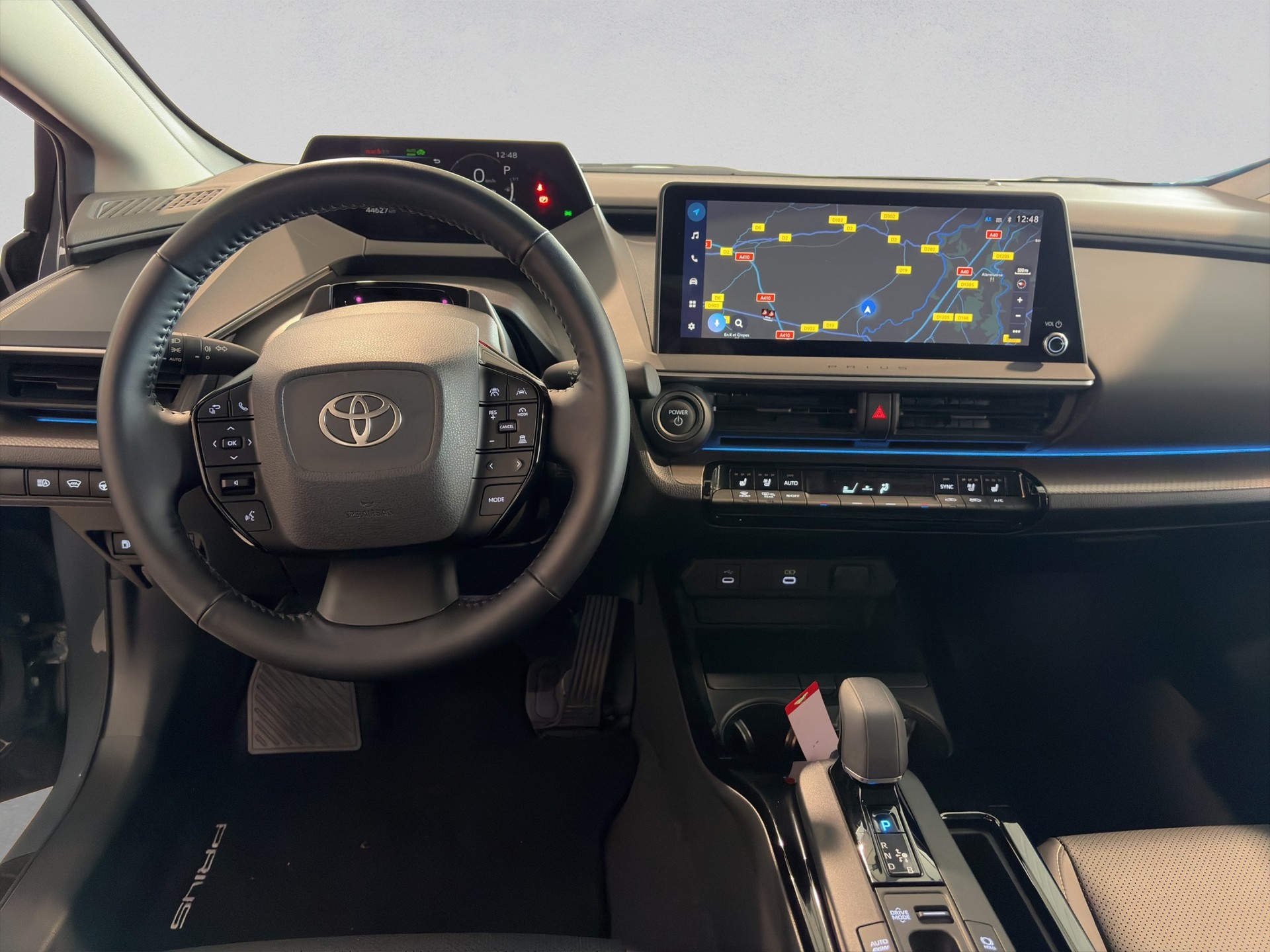 TOYOTA Prius 2,0 VVT-i Plug-in Hybrid Premium-image-11
