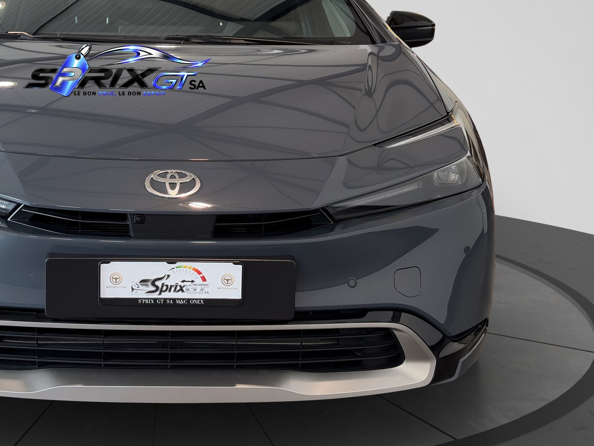 TOYOTA Prius 2,0 VVT-i Plug-in Hybrid Premium-image-8