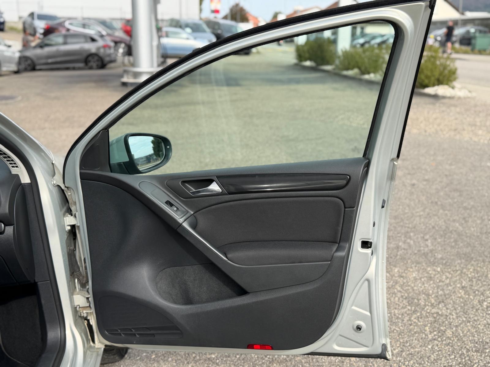 VW CrossGolf 1.4 TSI-image-12