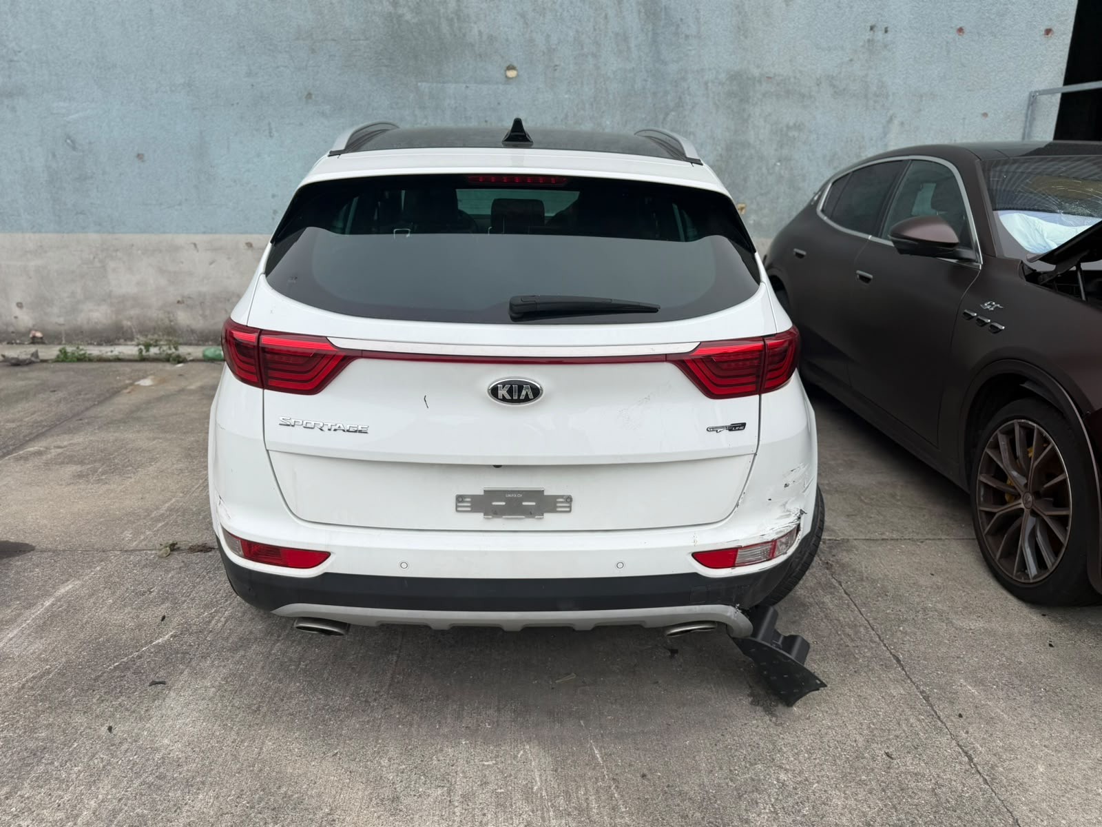 KIA Sportage 1.6 4WD Automat-image-5