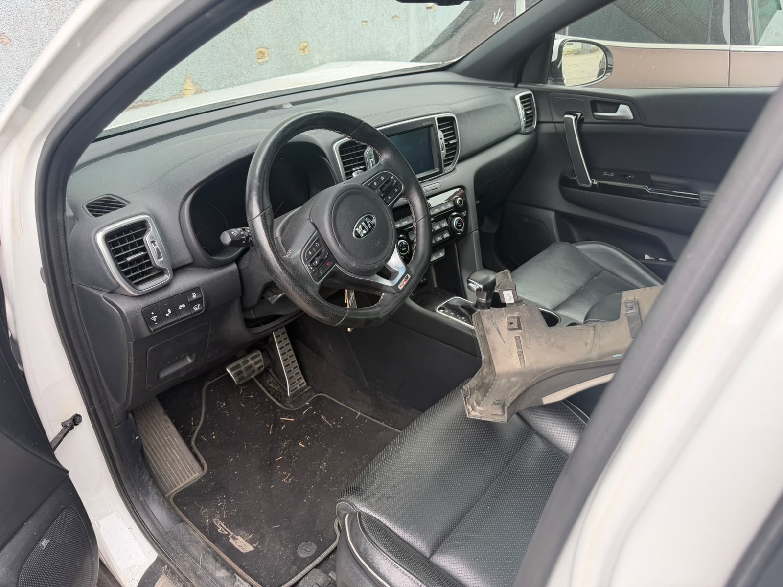 KIA Sportage 1.6 4WD Automat-image-6
