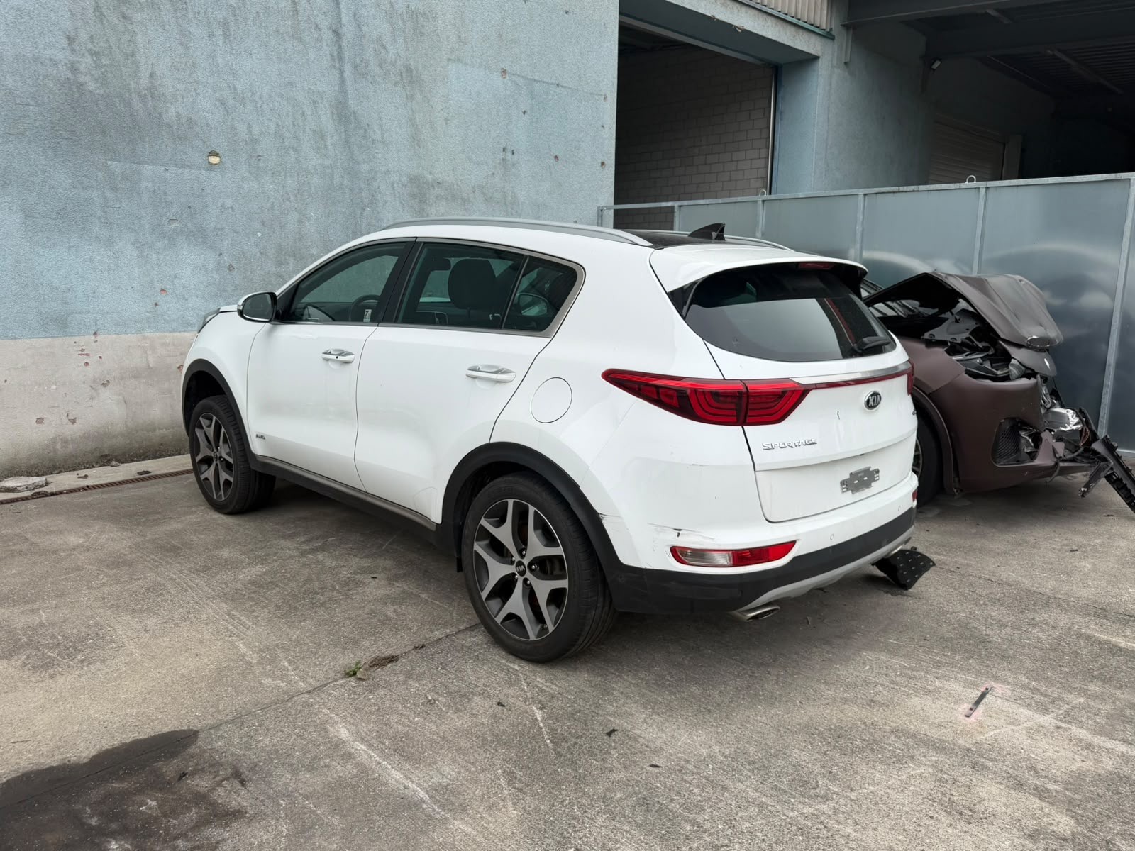 KIA Sportage 1.6 4WD Automat-image-3