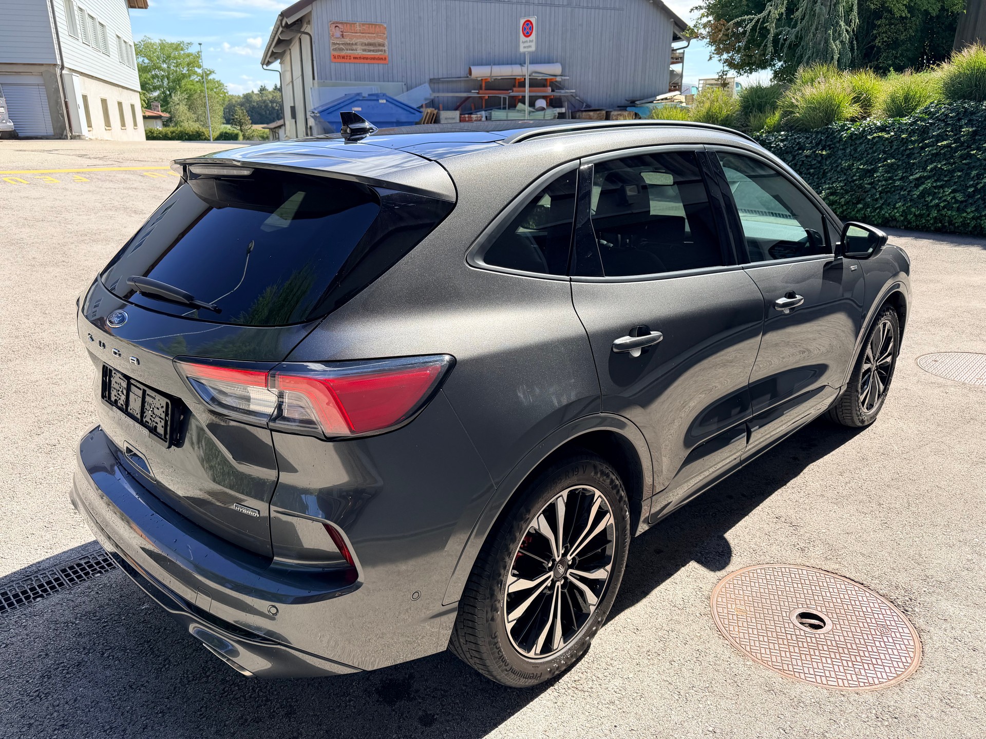 FORD Kuga 2.5 PHEV ST-Line X 2WD-image-2