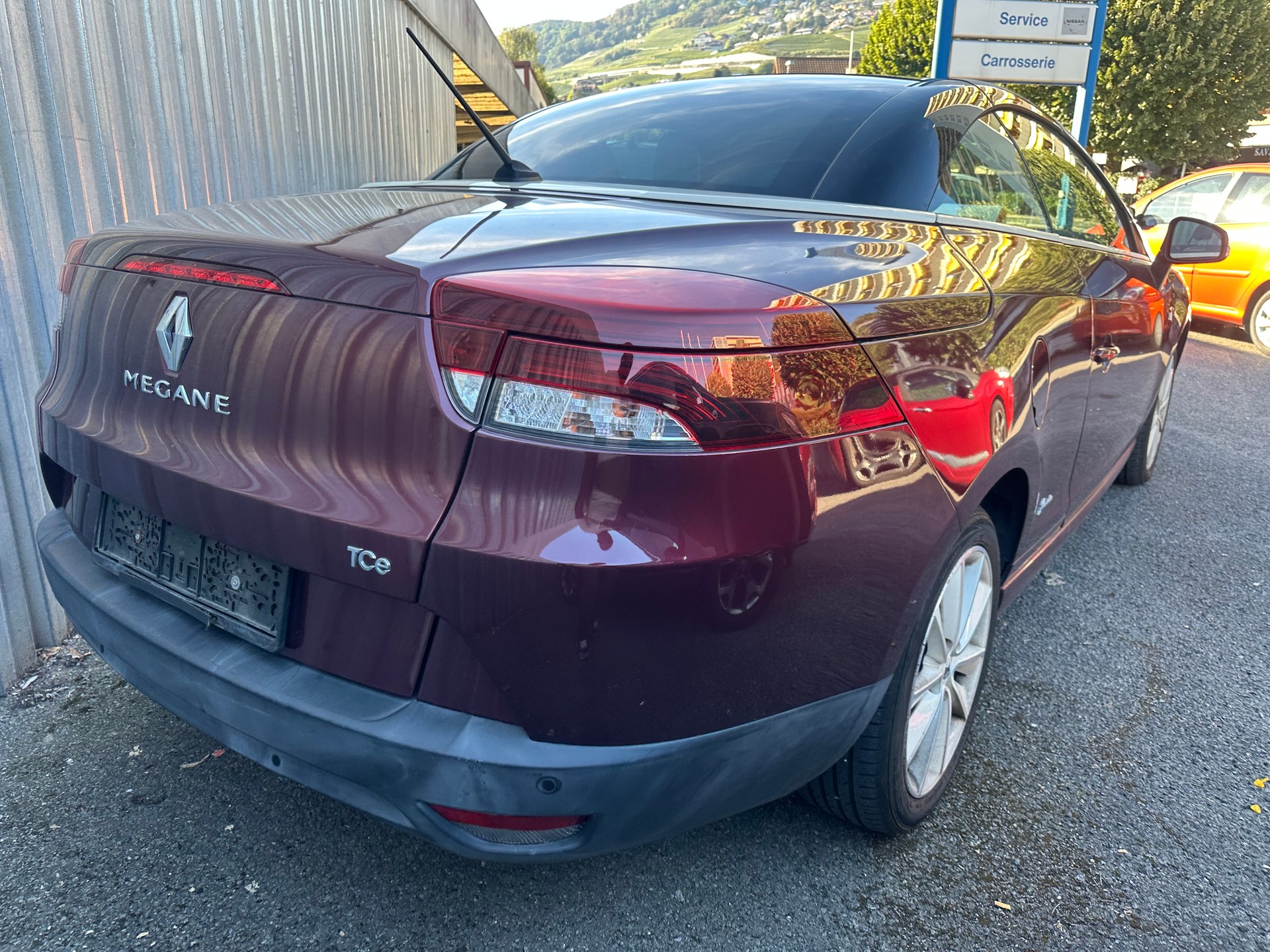 RENAULT Mégane CC 1.4 16V Turbo Floride-image-1