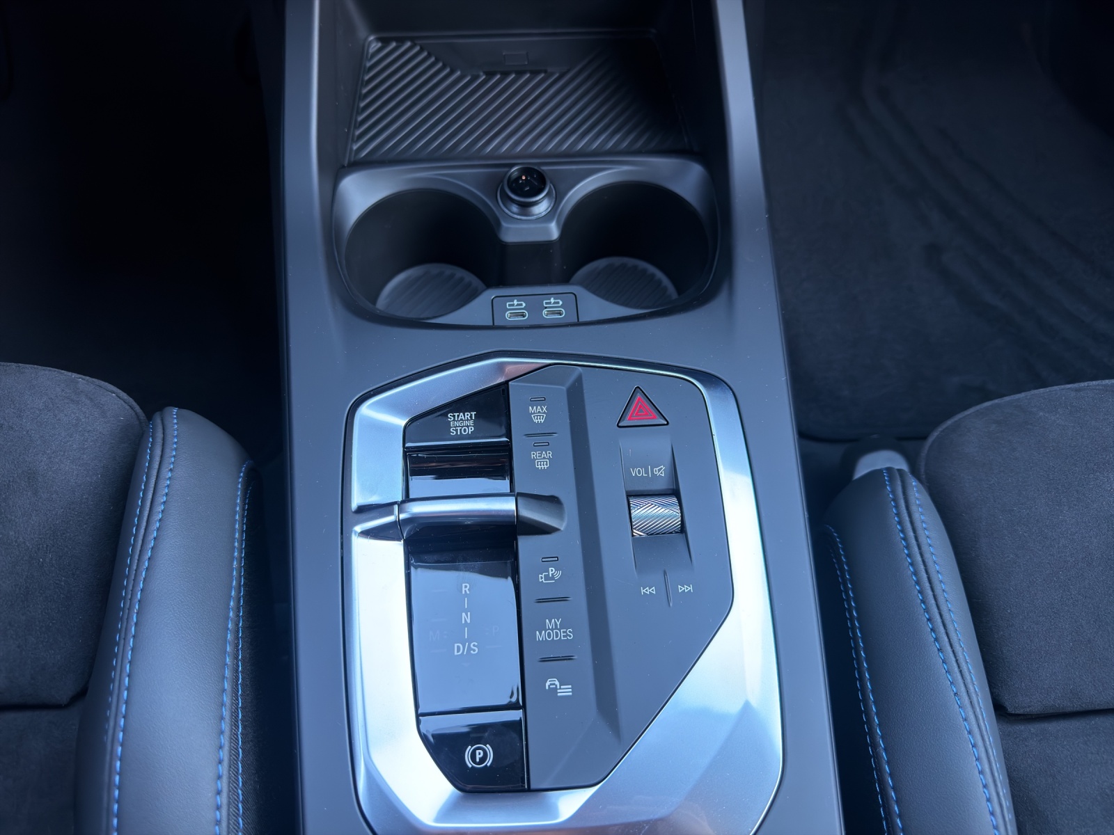 BMW M135i xDrive-image-18