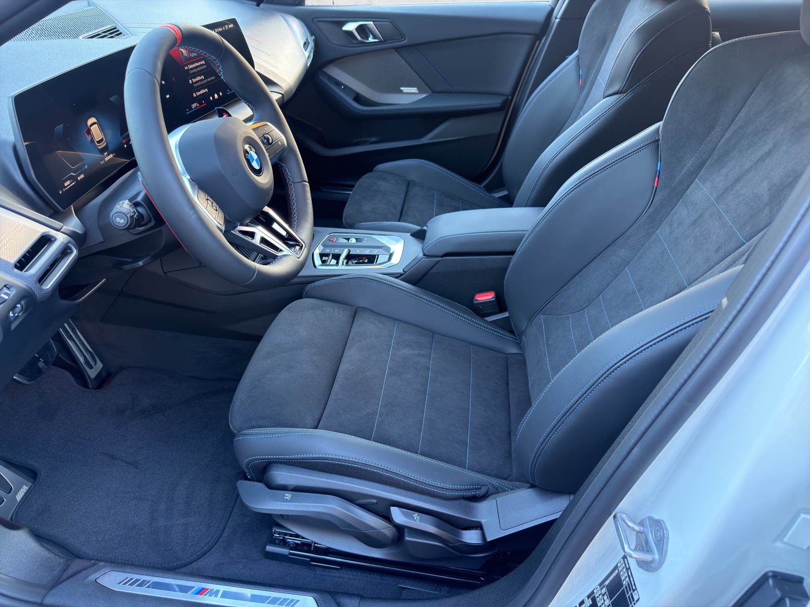 BMW M135i xDrive-image-9