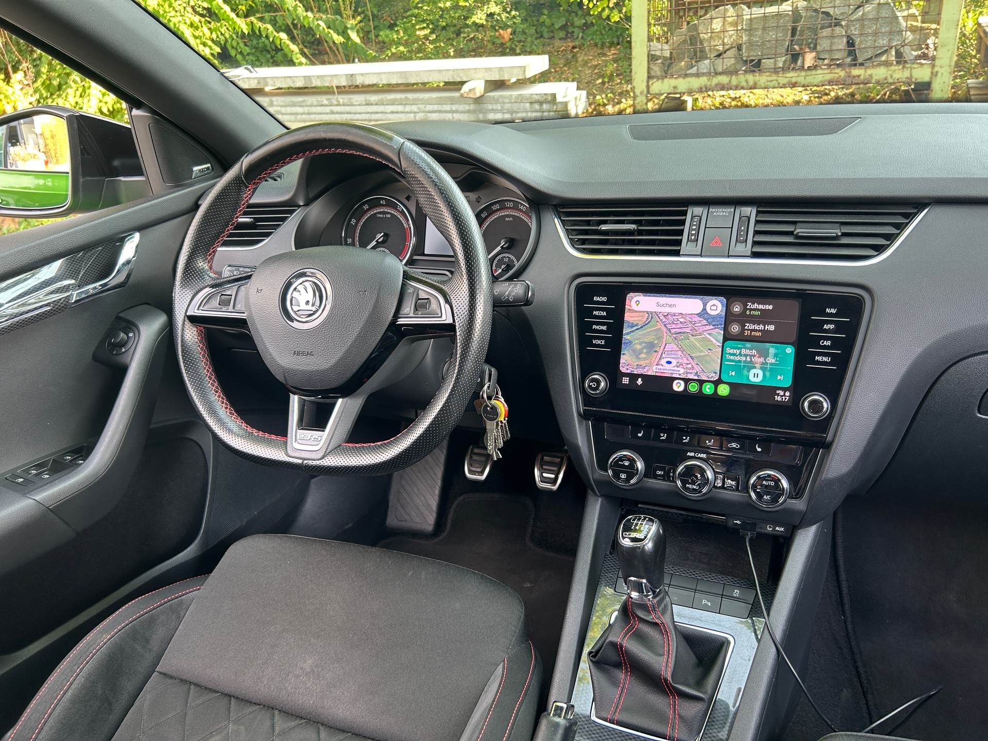 SKODA 2.0 TSI RS-image-4
