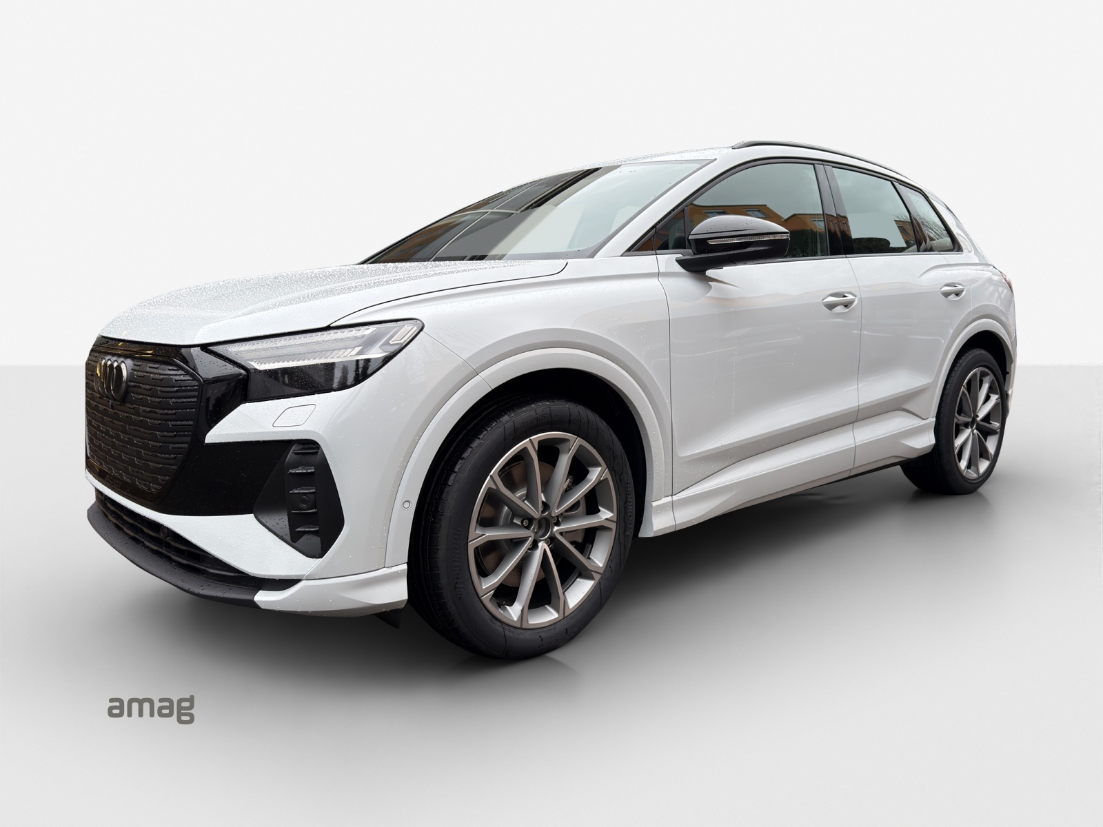 AUDI Q4 e-tron 45 Edition Swiss Ski quattro-image-0