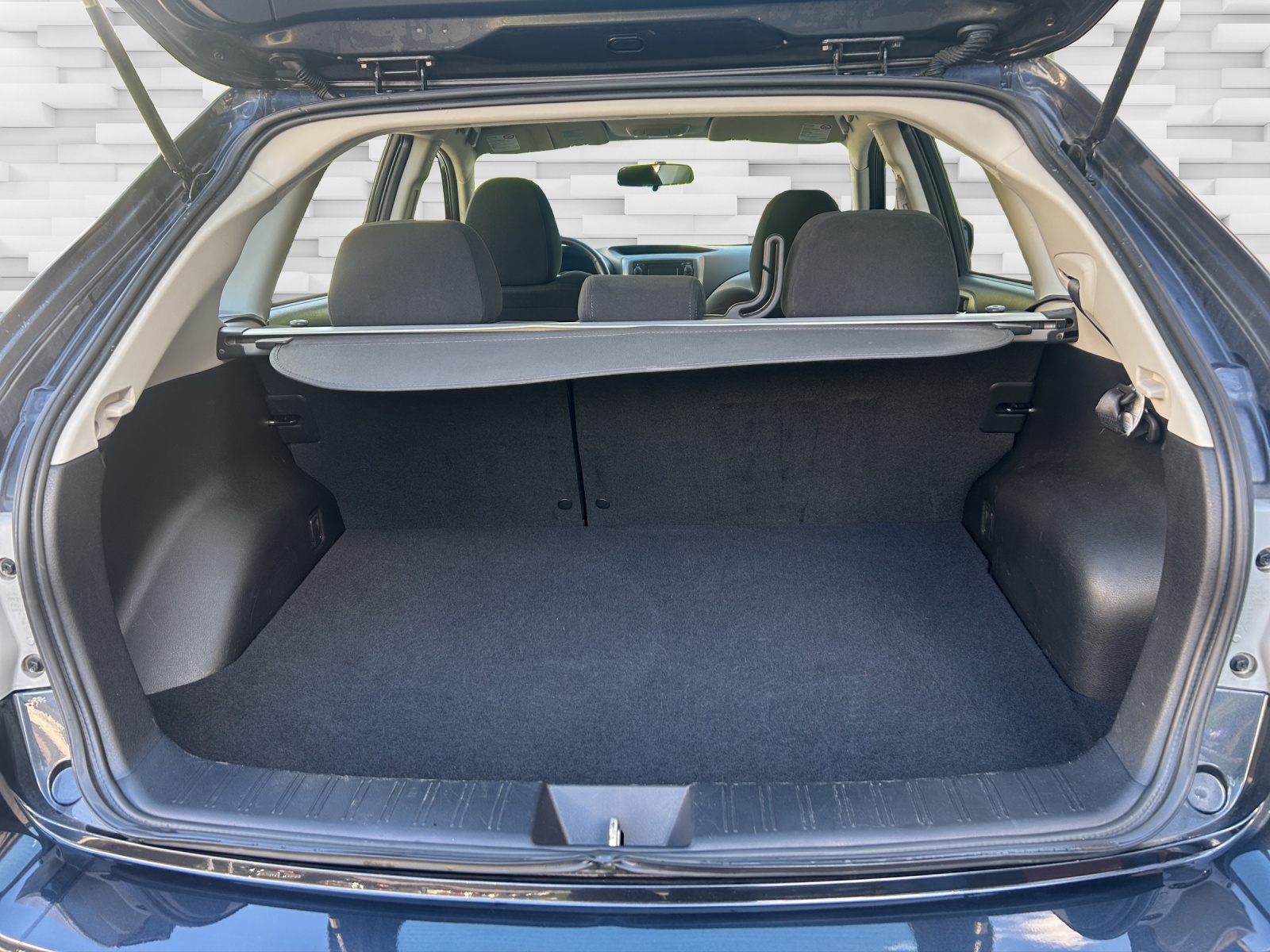 SUBARU Impreza 1.5R Swiss-image-13