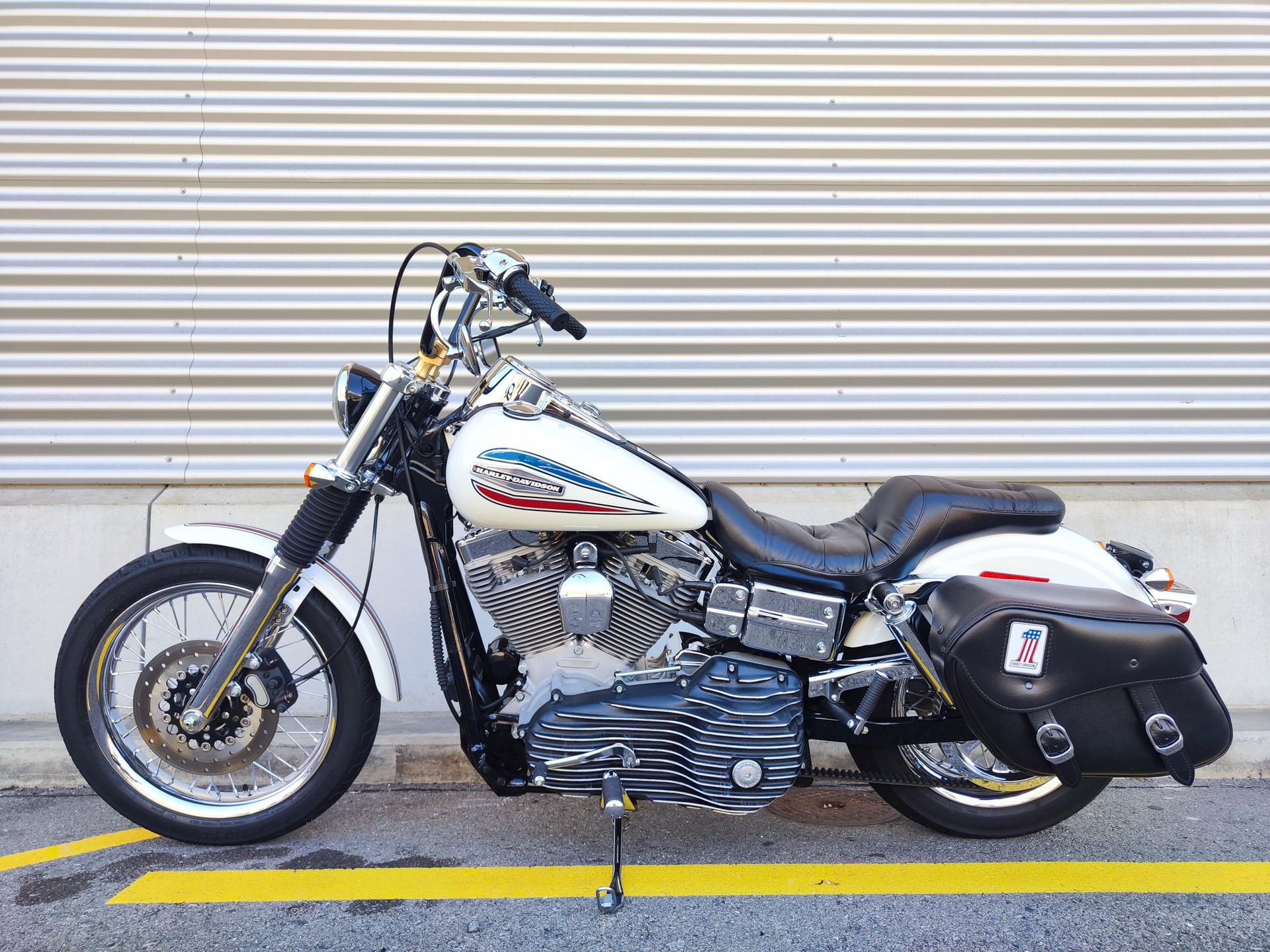HARLEY-DAVIDSON FXDI35 Dyna Super Glide 35th Anniversary-showroom-element-1