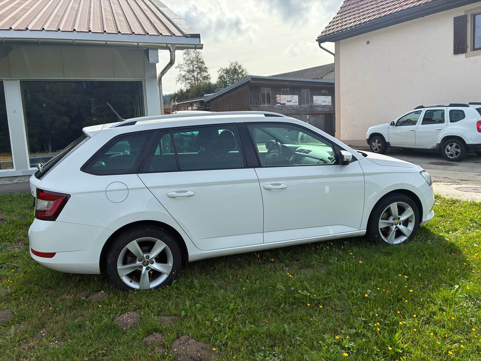 SKODA Fabia Combi 1.0 TSI Style-image-5