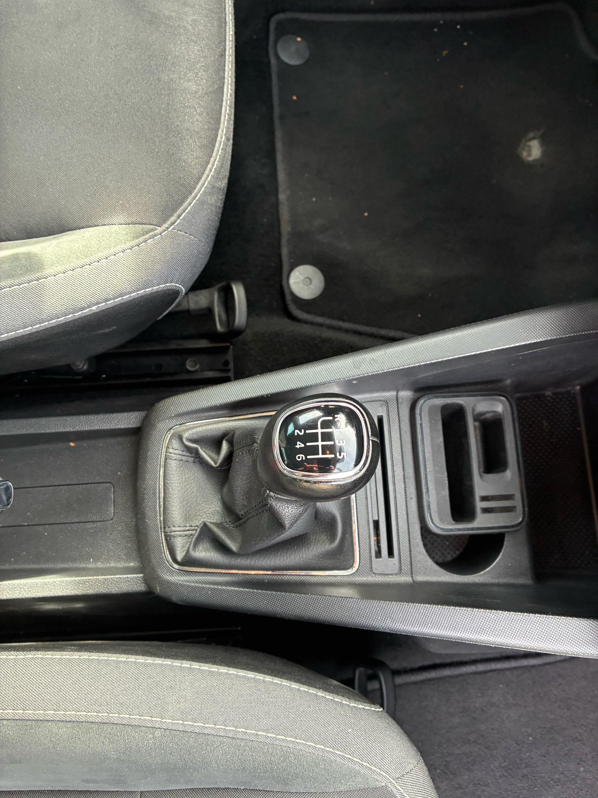 SKODA Fabia Combi 1.0 TSI Style-image-9
