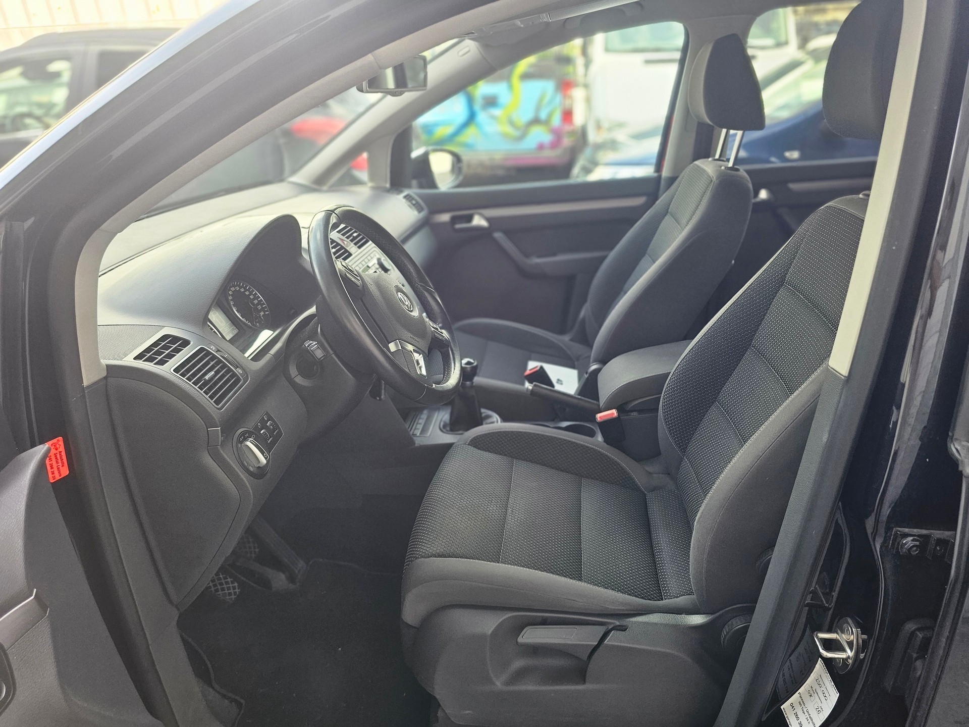VW Touran 1.6 TDI Comfortline-image-11