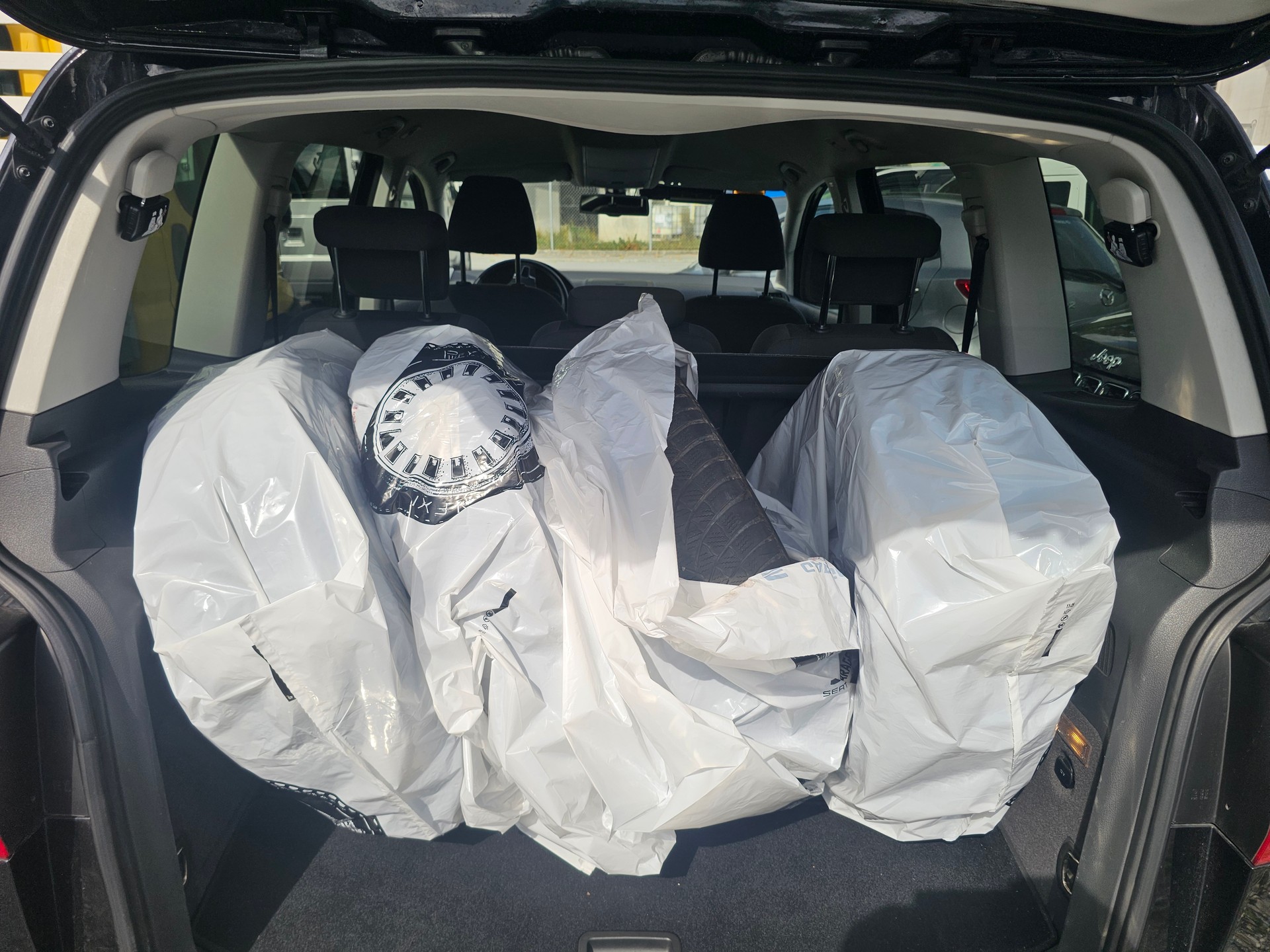 VW Touran 1.6 TDI Comfortline-image-12