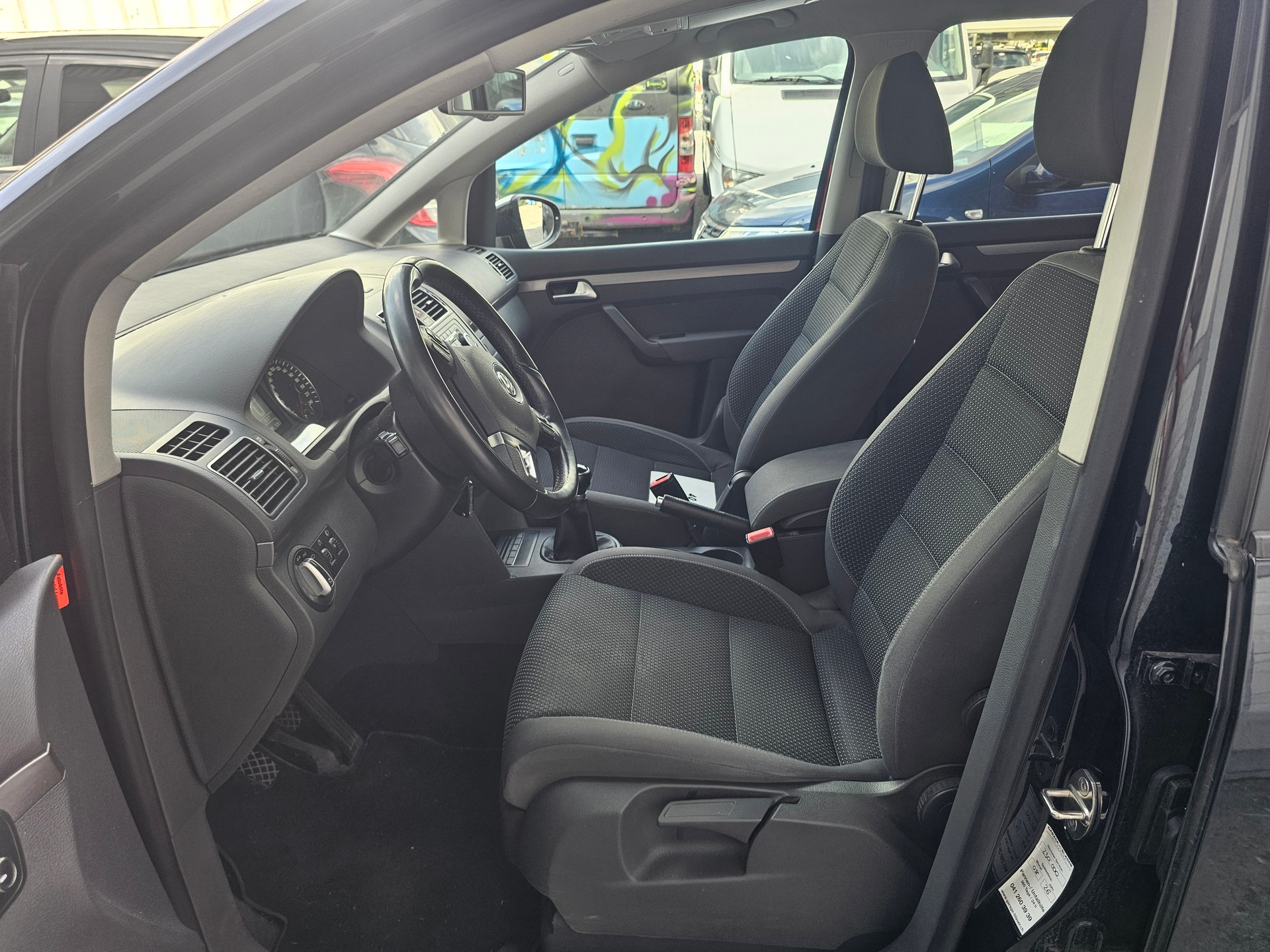 VW Touran 1.6 TDI Comfortline-image-8