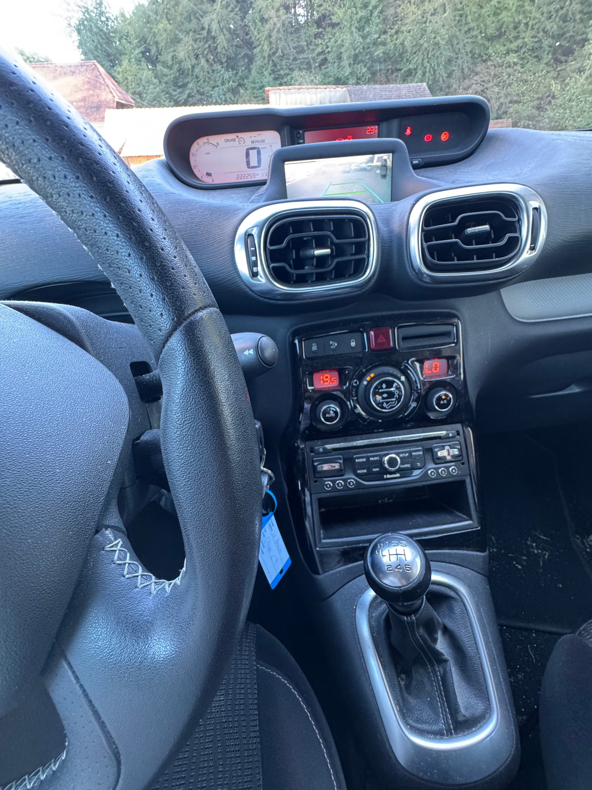 CITROEN C3 Picasso 1.6 HDi Sélection-image-7