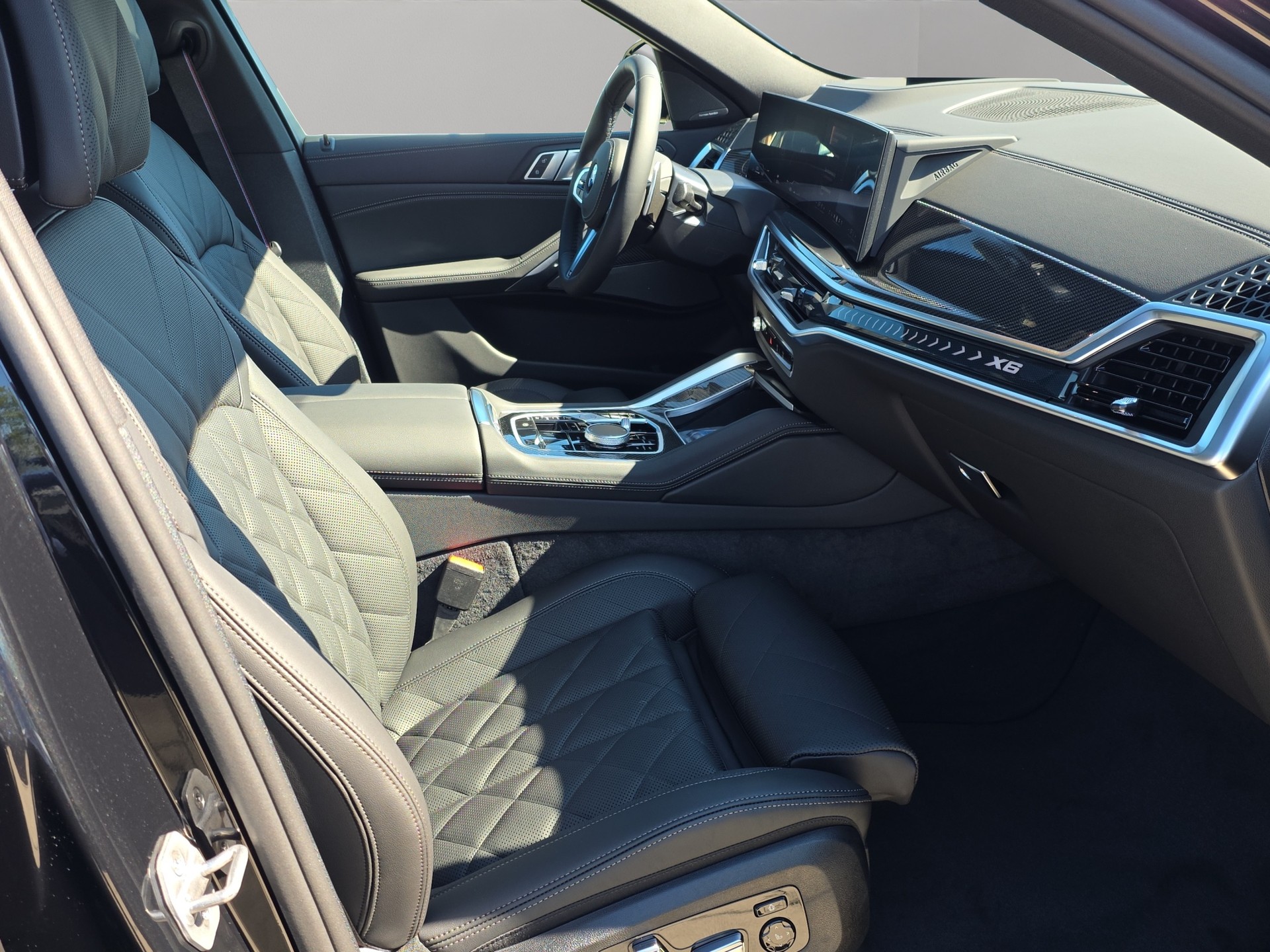 BMW X6 xDrive 48V 40d M Sport Pro Steptronic-image-18