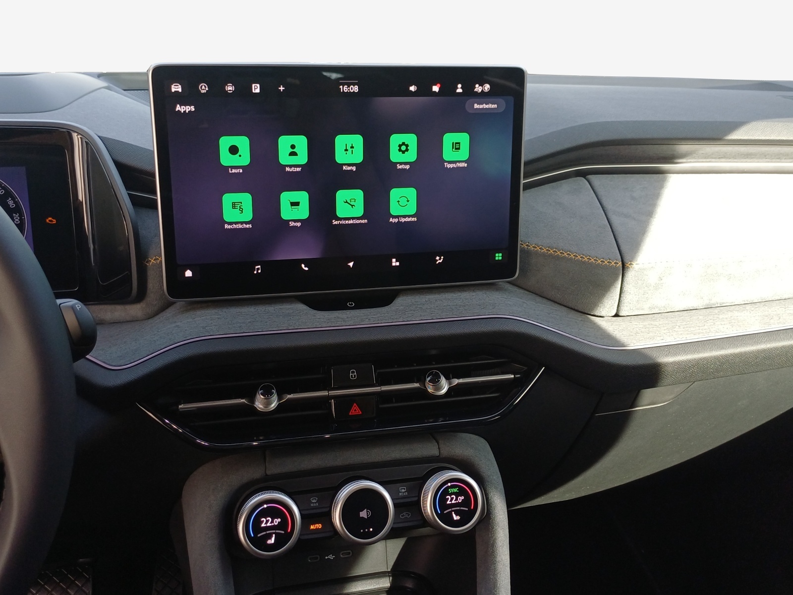 AUDI Q3 Sportback e-hybrid 200 kW S tronig-image-10
