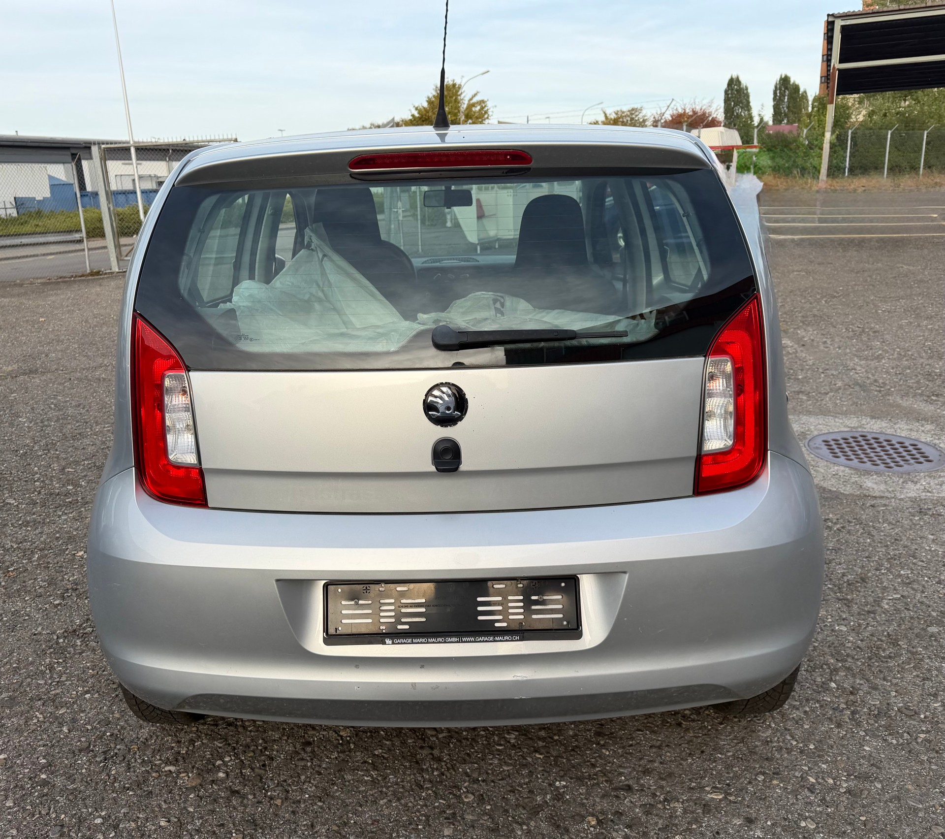 SKODA Citigo 1.0 G-tec Ambition-image-3